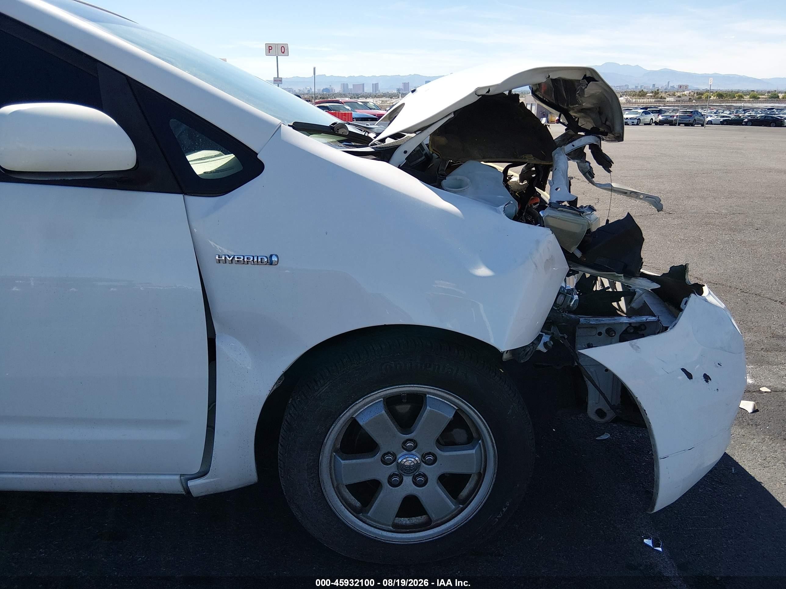 2006 Toyota Prius   White vin: JTDKB20U767526711
