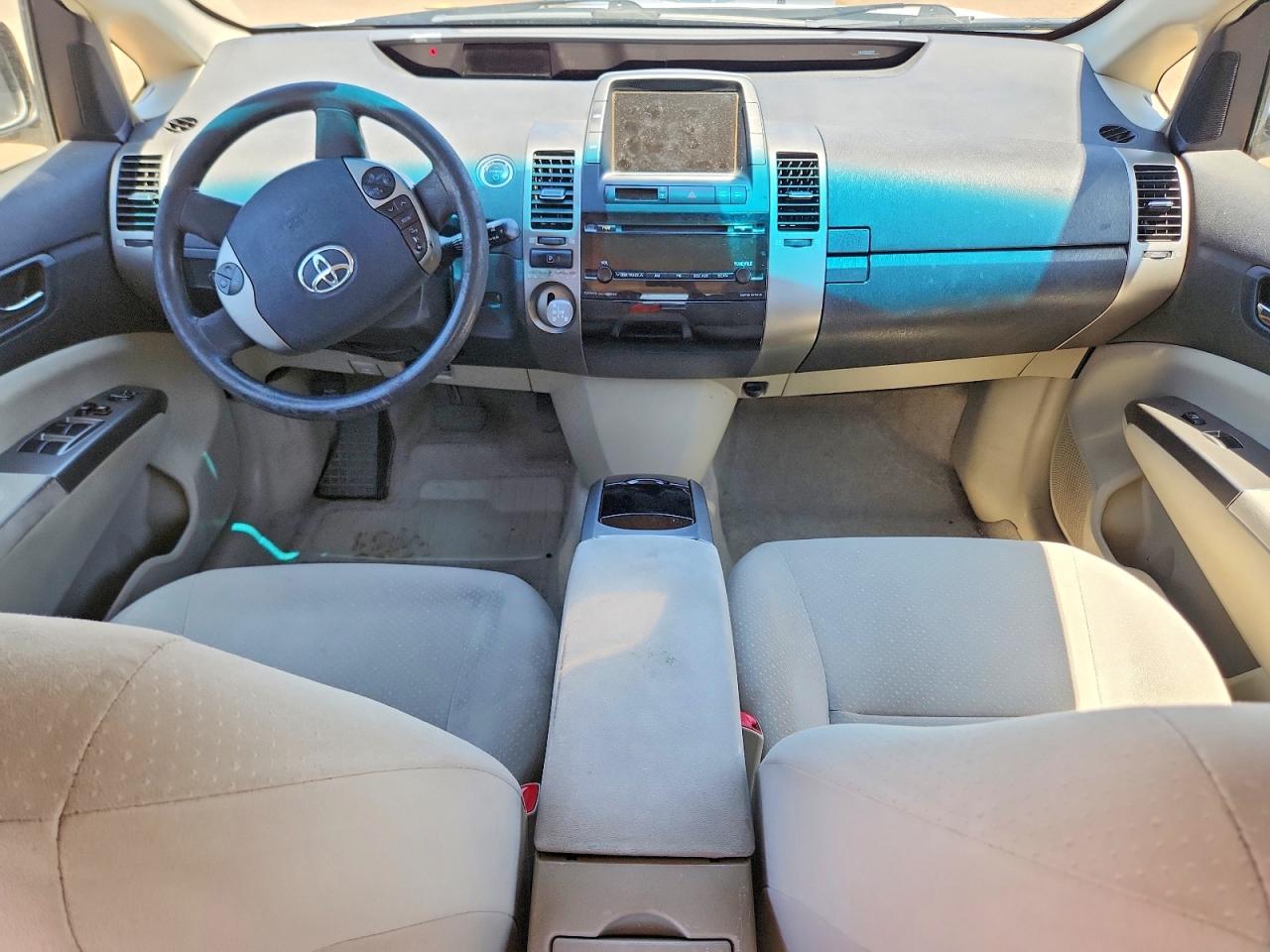 2006 Toyota Prius Base White vin: JTDKB20U767528779