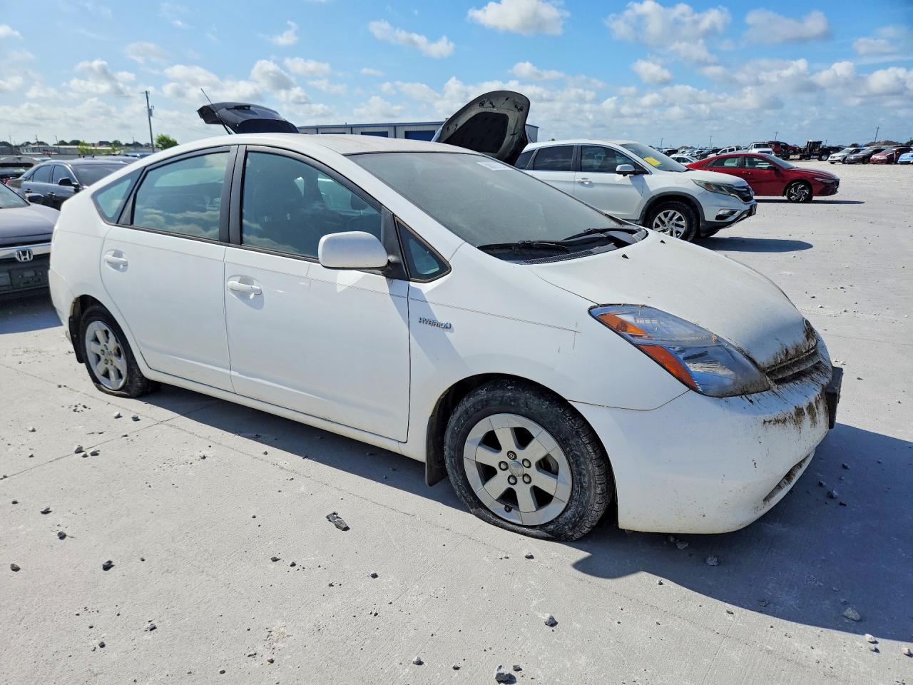 2006 Toyota Prius Base White vin: JTDKB20U767532993