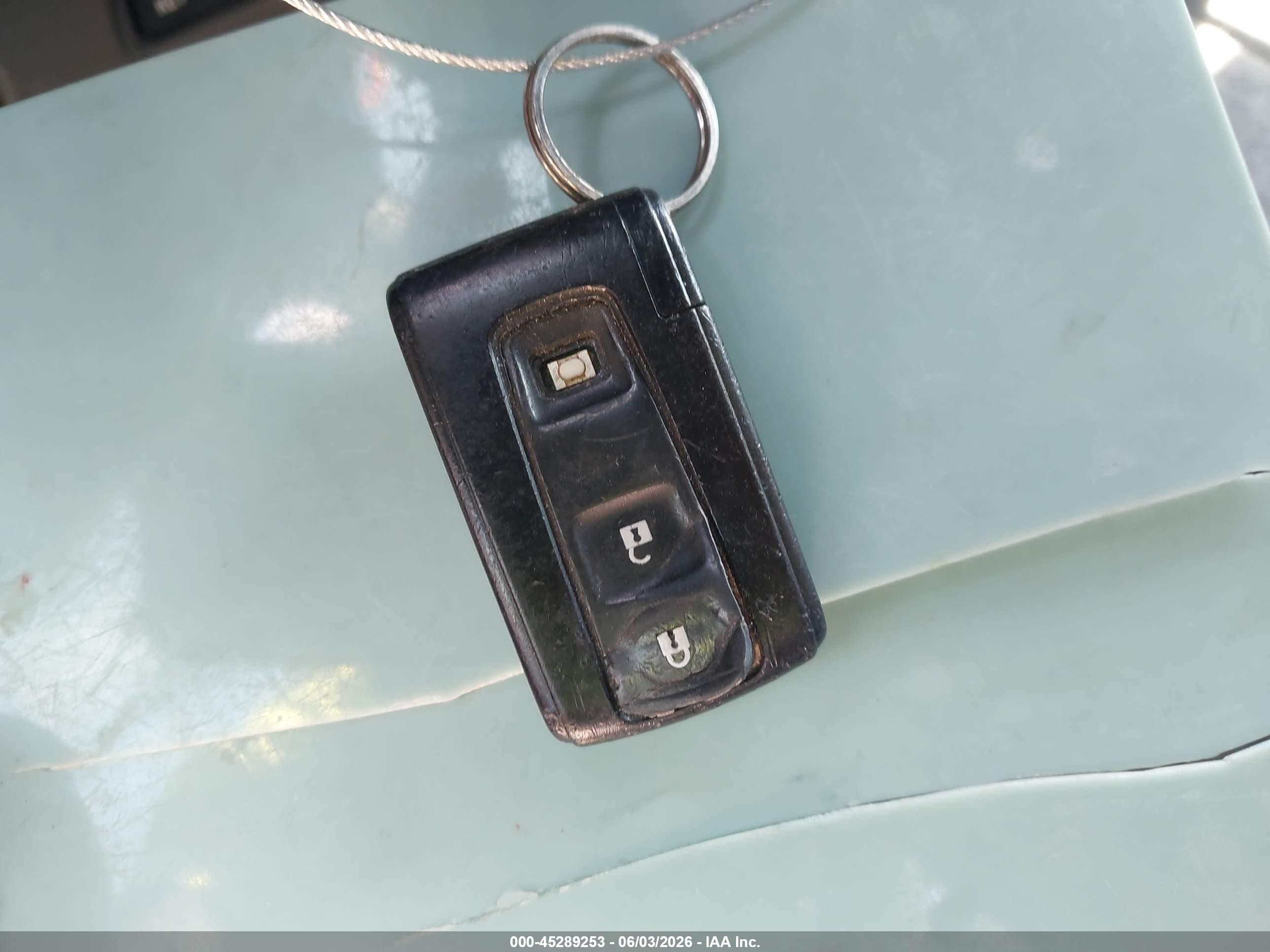 2007 Toyota Prius Touring Серый vin: JTDKB20U773233299