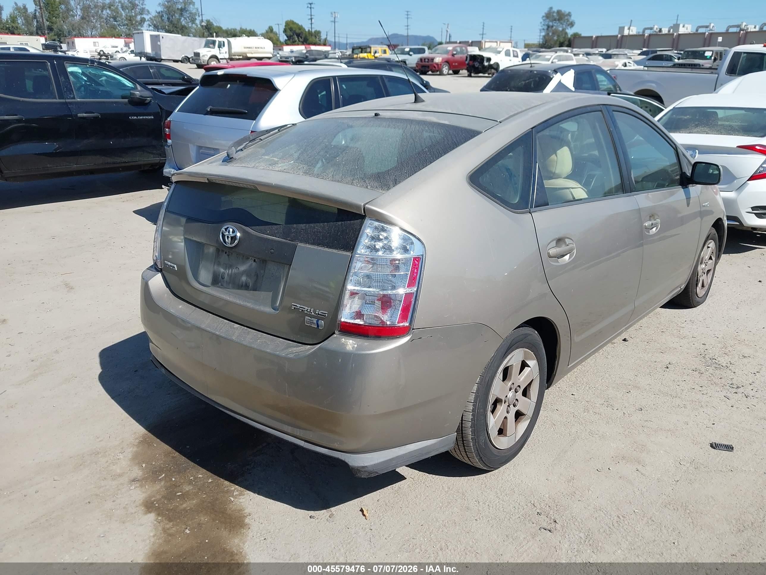 2007 Toyota Prius   Gold vin: JTDKB20U773258607