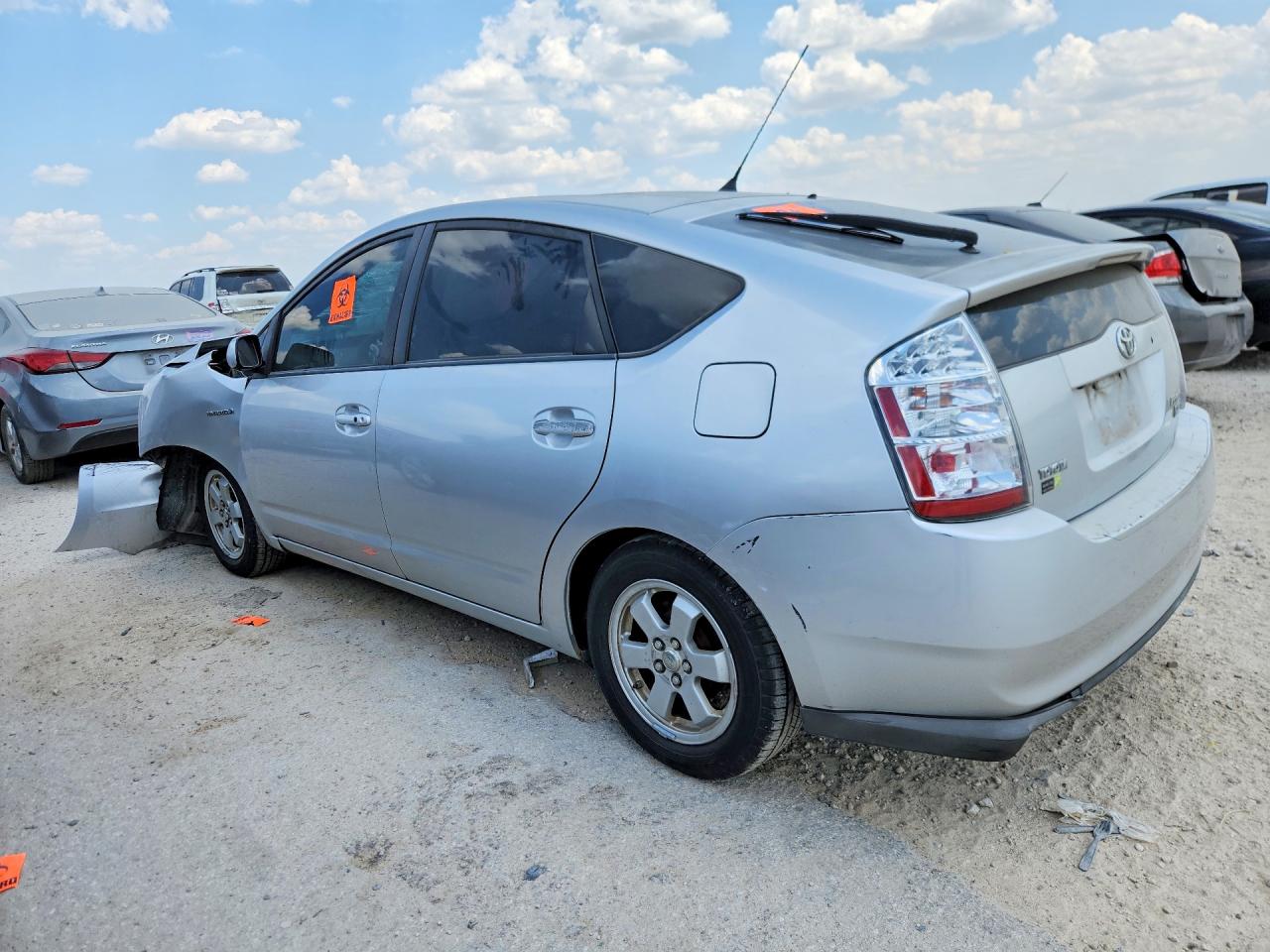 2007 Toyota Prius Base Серебряный vin: JTDKB20U773277786