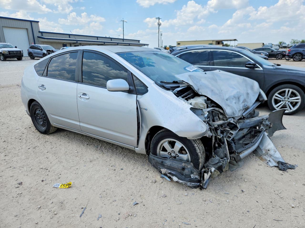 2007 Toyota Prius Base Серебряный vin: JTDKB20U773277786