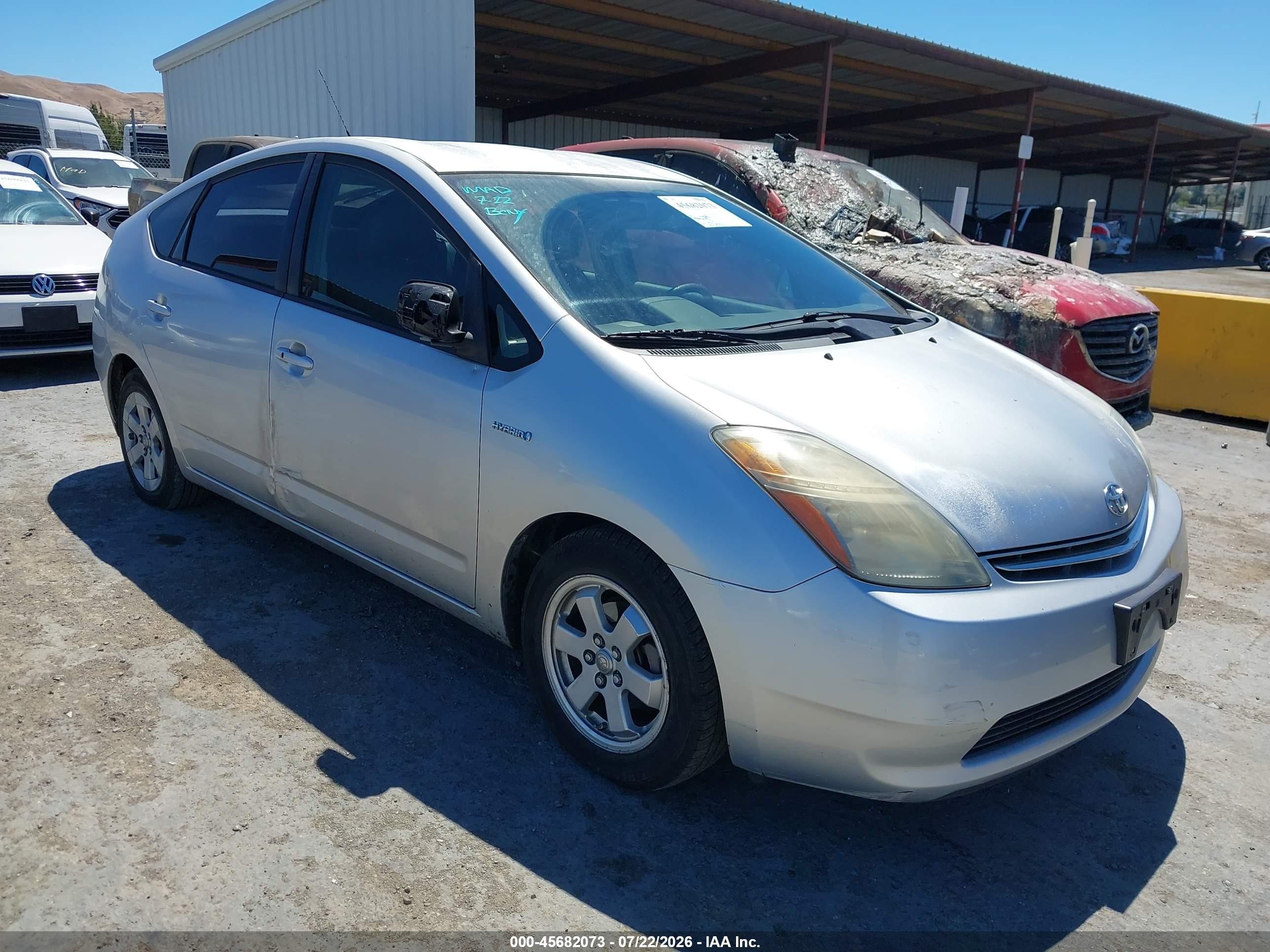 2007 Toyota Prius   Silver vin: JTDKB20U773281630