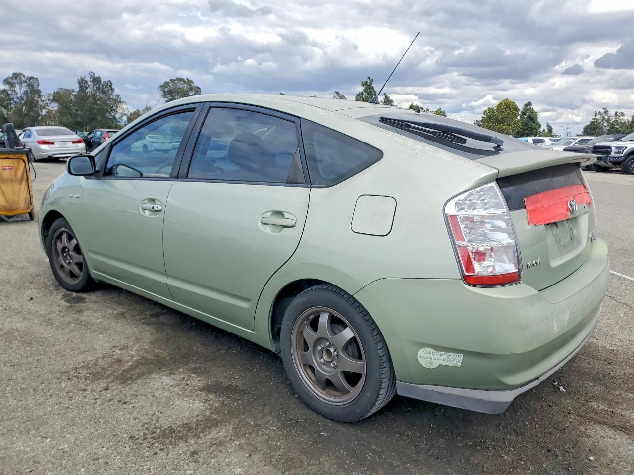2007 Toyota Prius Touring Green vin: JTDKB20U777601327
