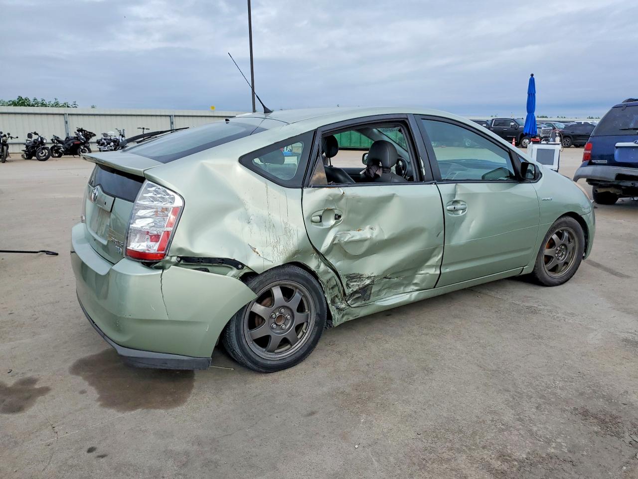 2007 Toyota Prius Touring Зеленый vin: JTDKB20U777611372