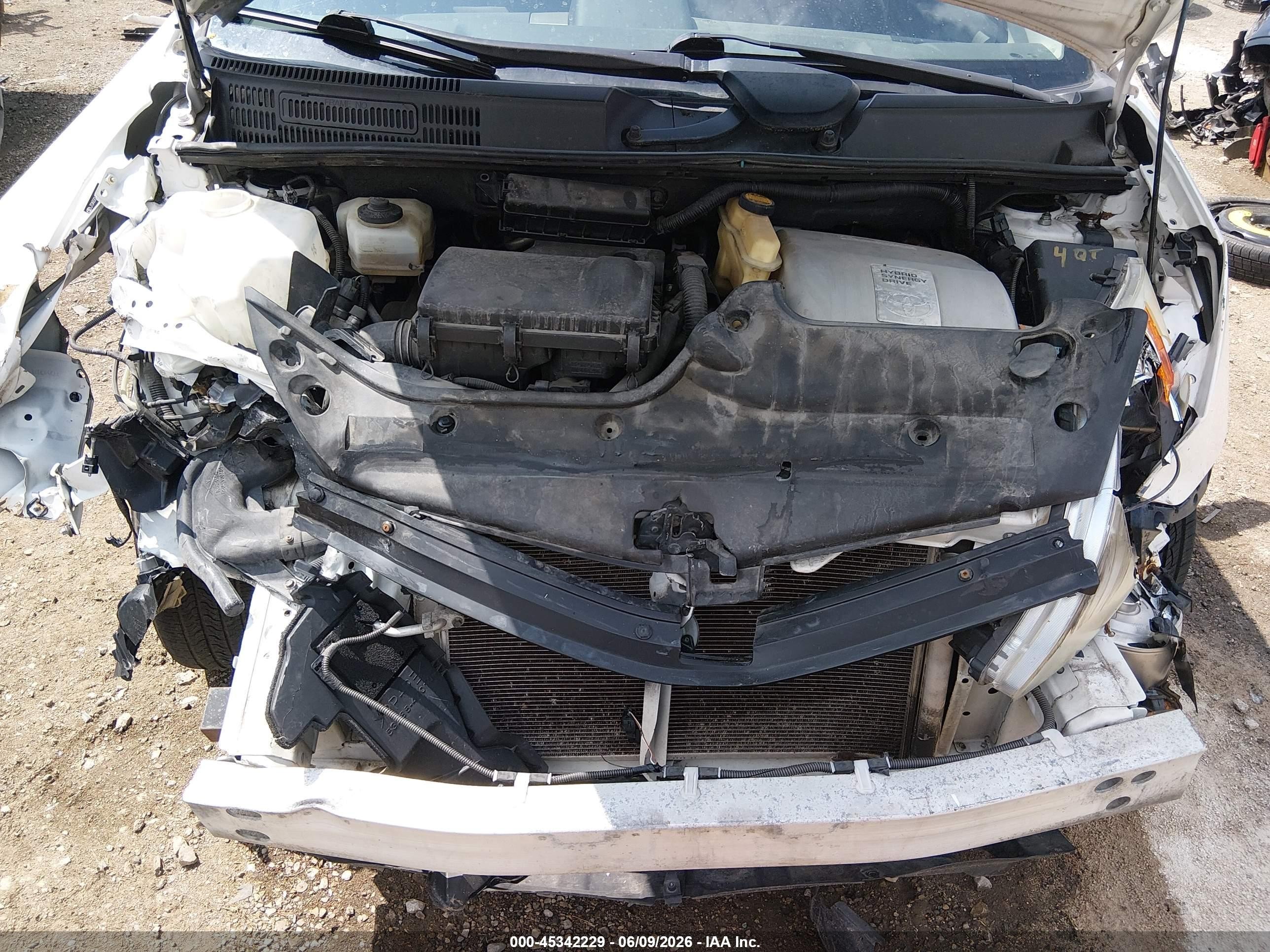 2007 Toyota Prius   White vin: JTDKB20U777616992