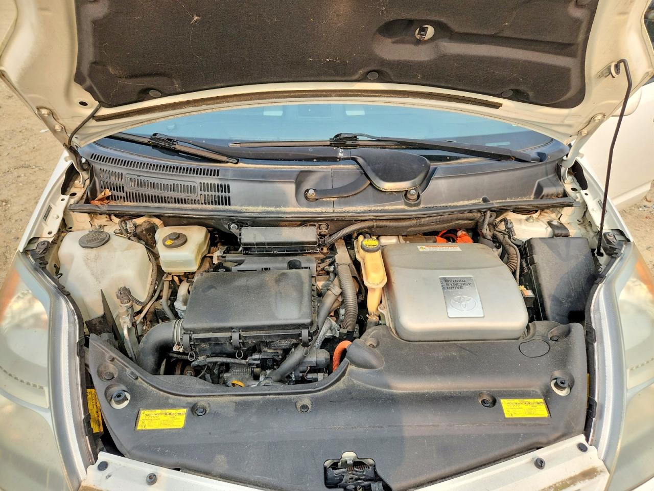 2007 Toyota Prius Base White vin: JTDKB20U777622078