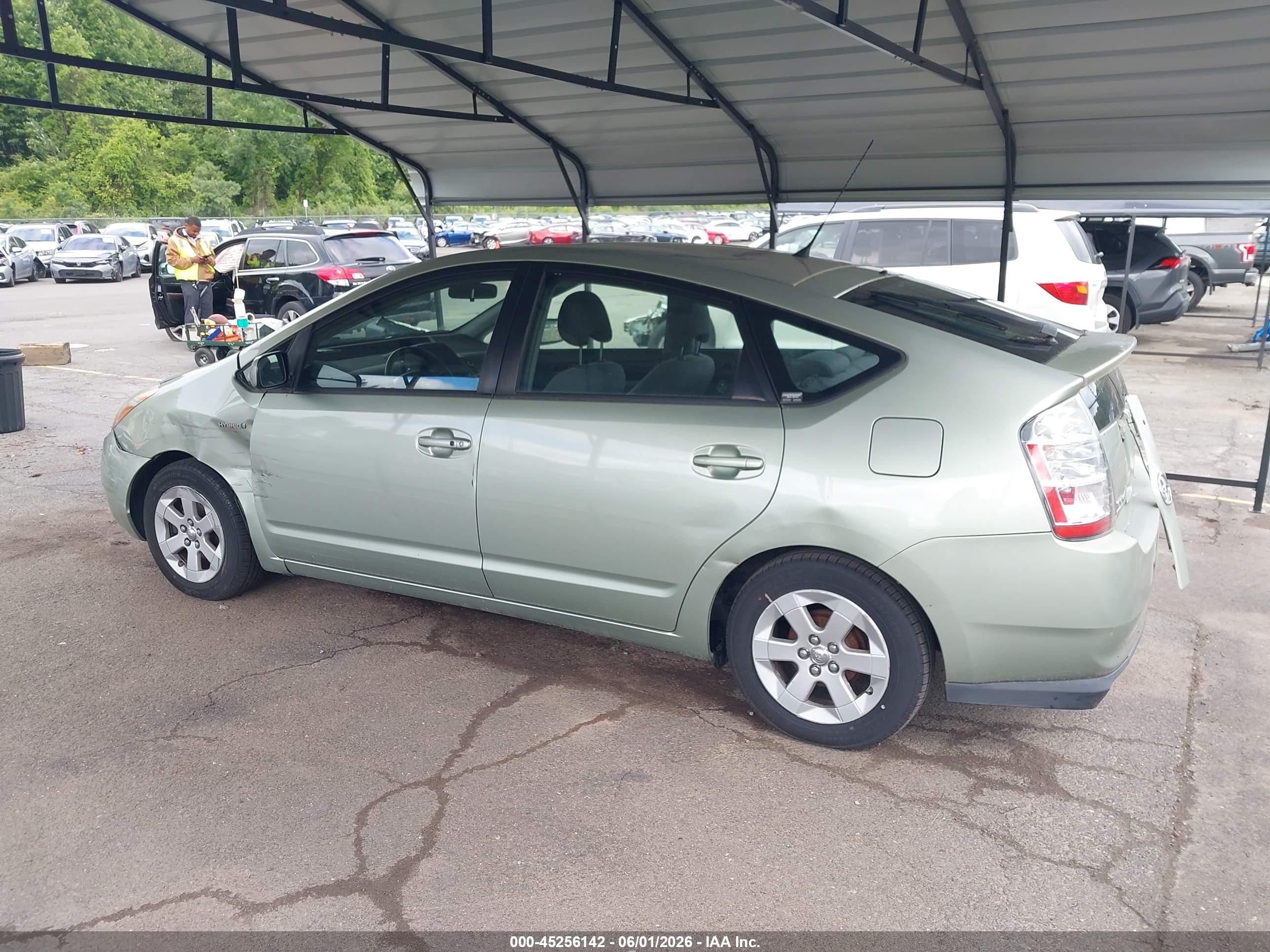 2007 Toyota Prius   Green vin: JTDKB20U777631699