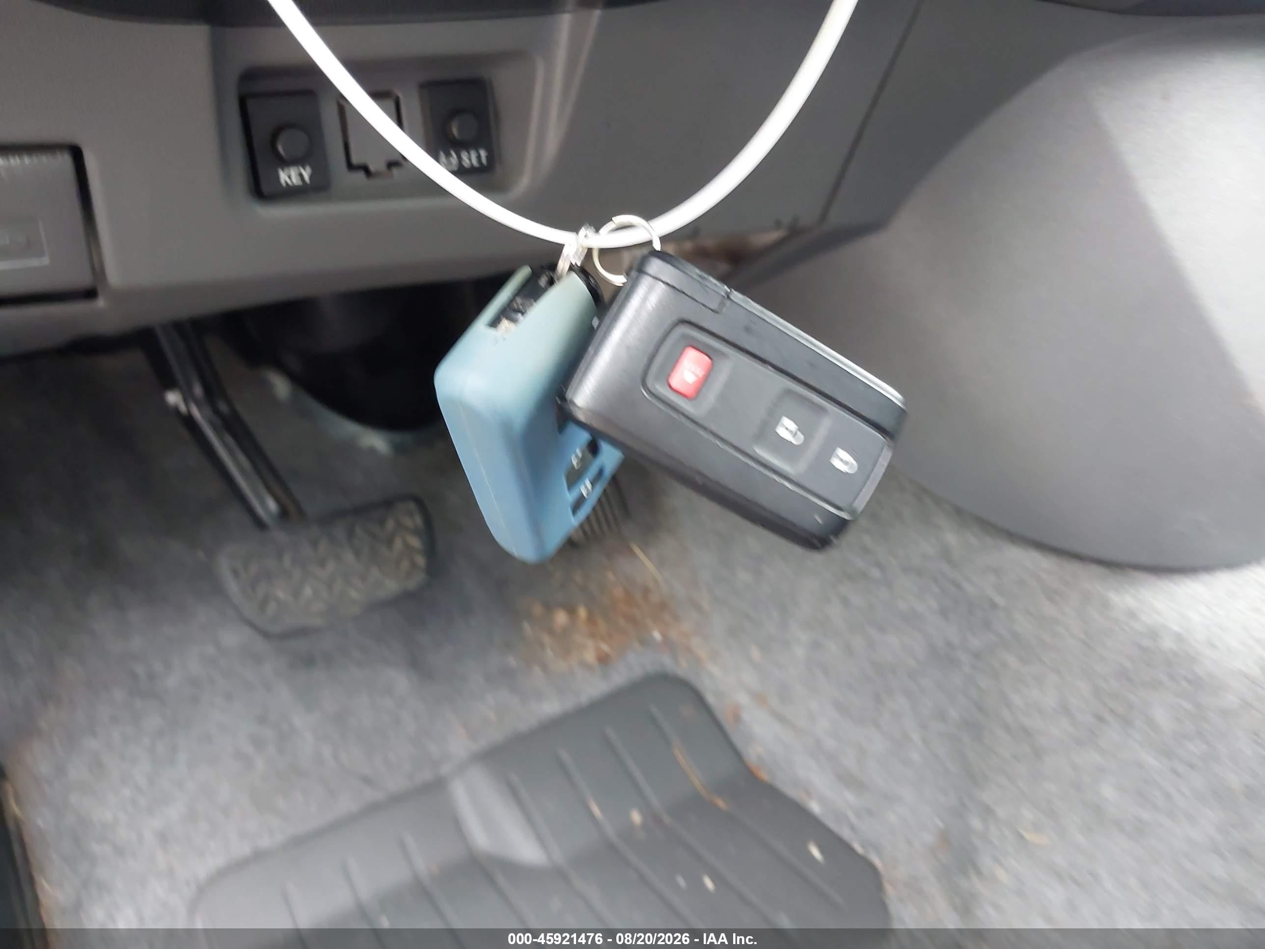 2007 Toyota Prius   Blue vin: JTDKB20U777634862