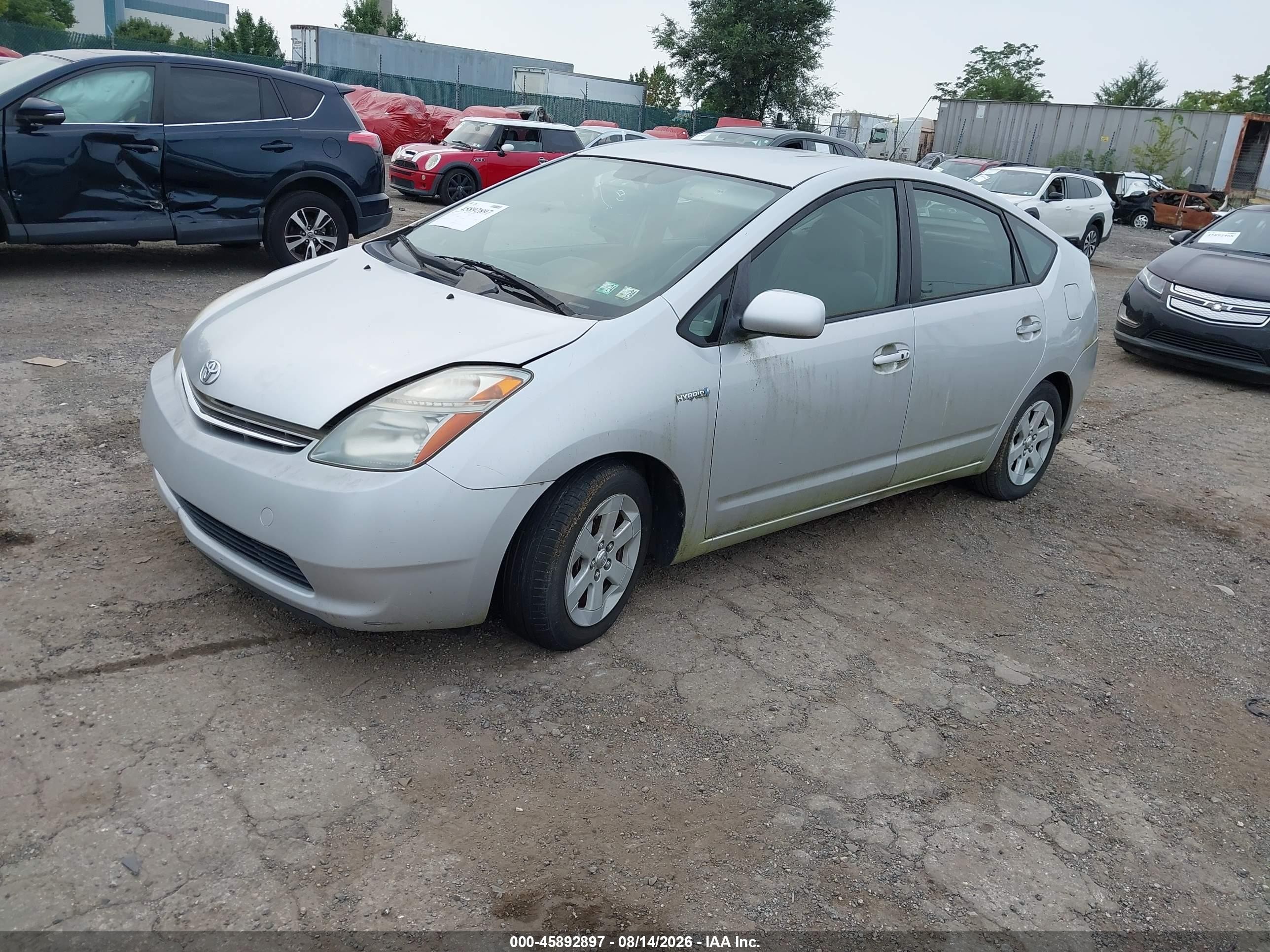 2007 Toyota Prius   Silver vin: JTDKB20U777649796