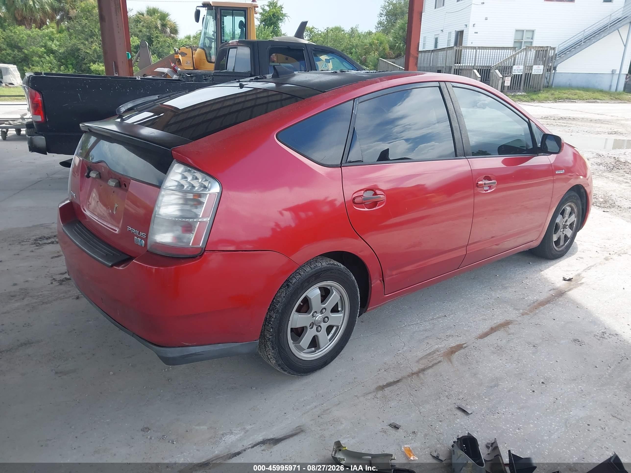2007 Toyota Prius   Красный vin: JTDKB20U777652049