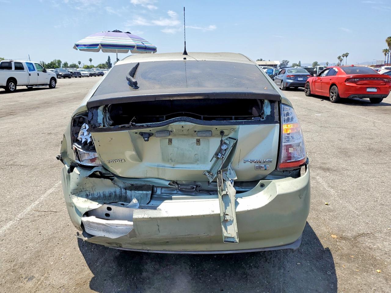 2007 Toyota Prius Base Green vin: JTDKB20U777655789