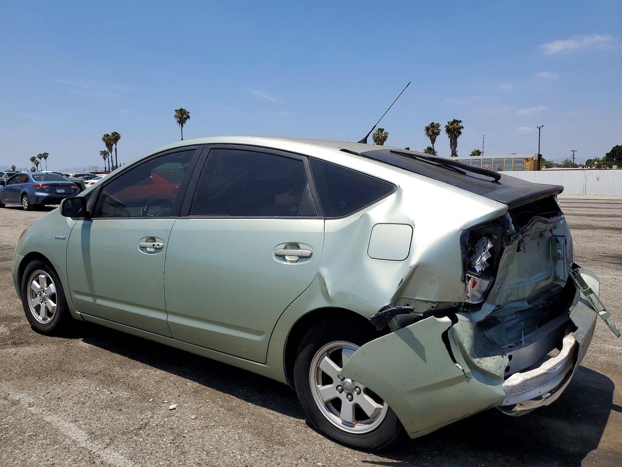 2007 Toyota Prius Base Green vin: JTDKB20U777655789