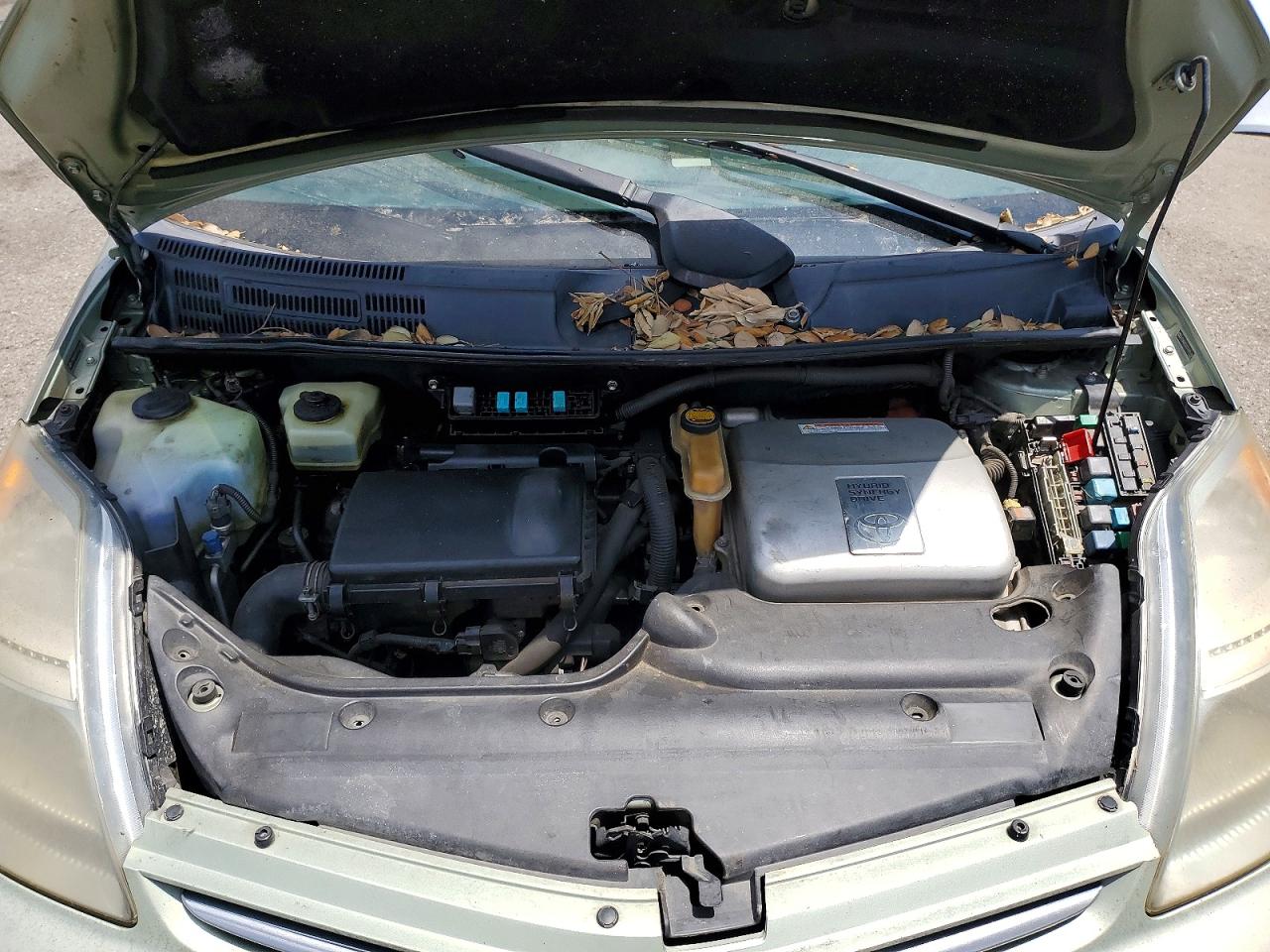 2007 Toyota Prius Base Green vin: JTDKB20U777655789