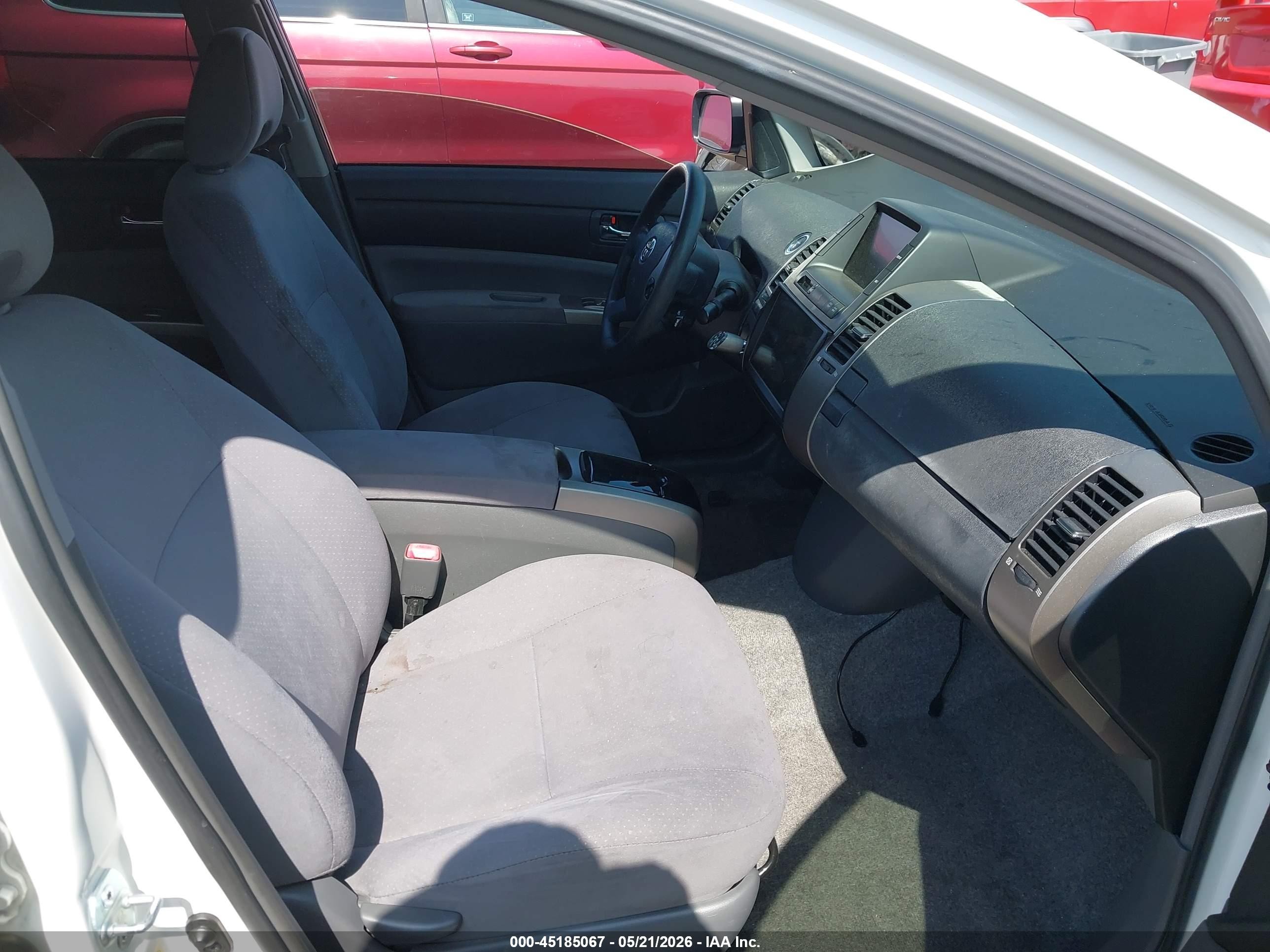 2007 Toyota Prius   White vin: JTDKB20U777661446