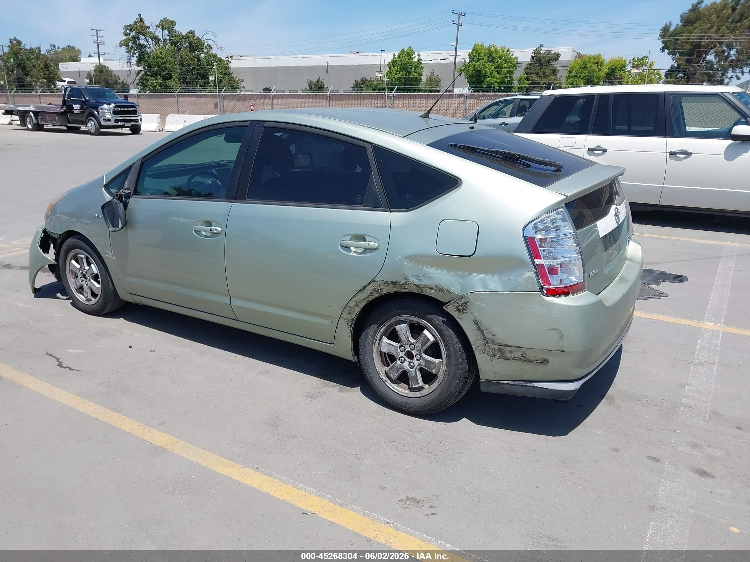 2007 Toyota Prius   Green vin: JTDKB20U777671975
