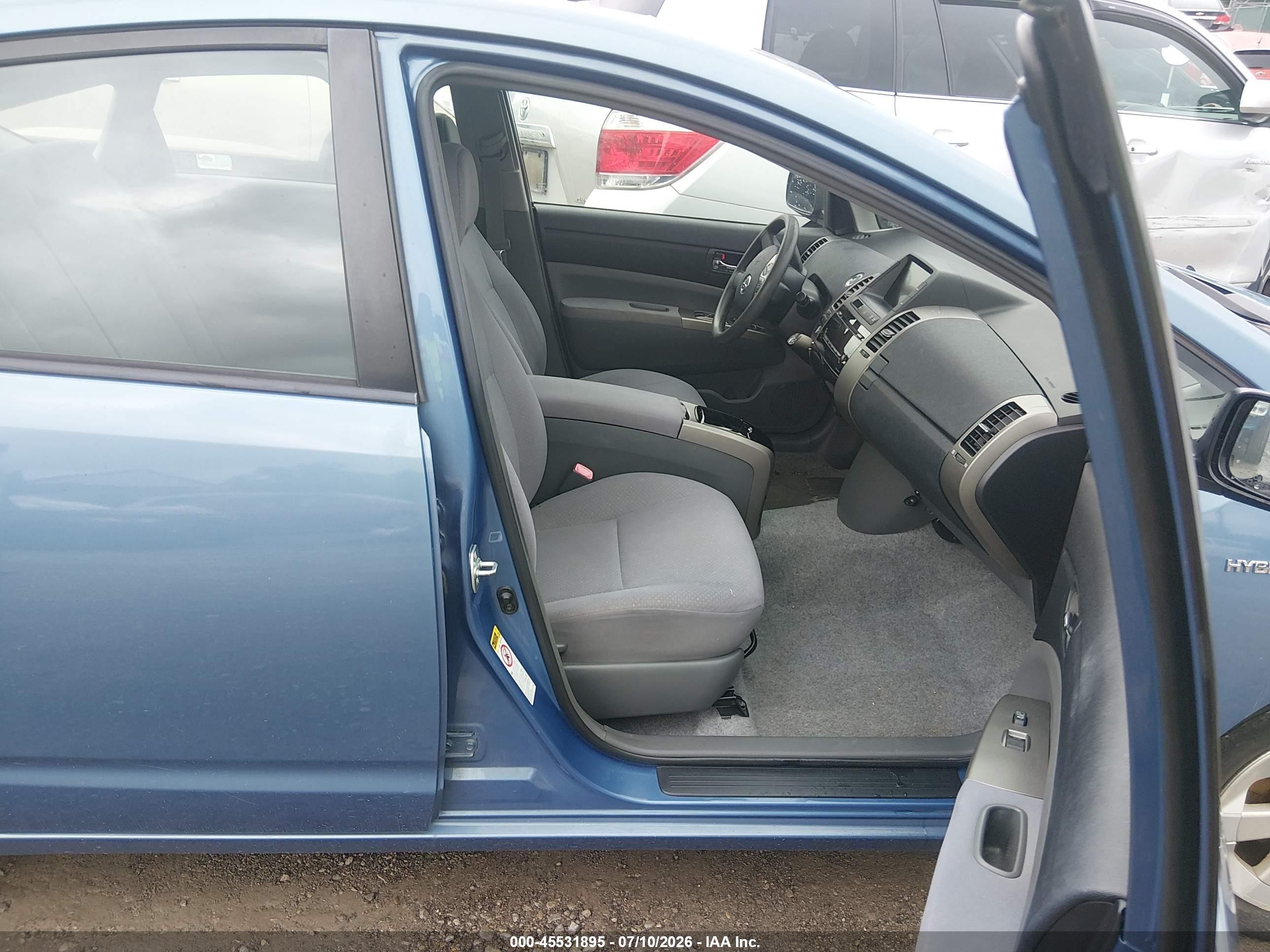 2007 Toyota Prius   Blue vin: JTDKB20U777690431