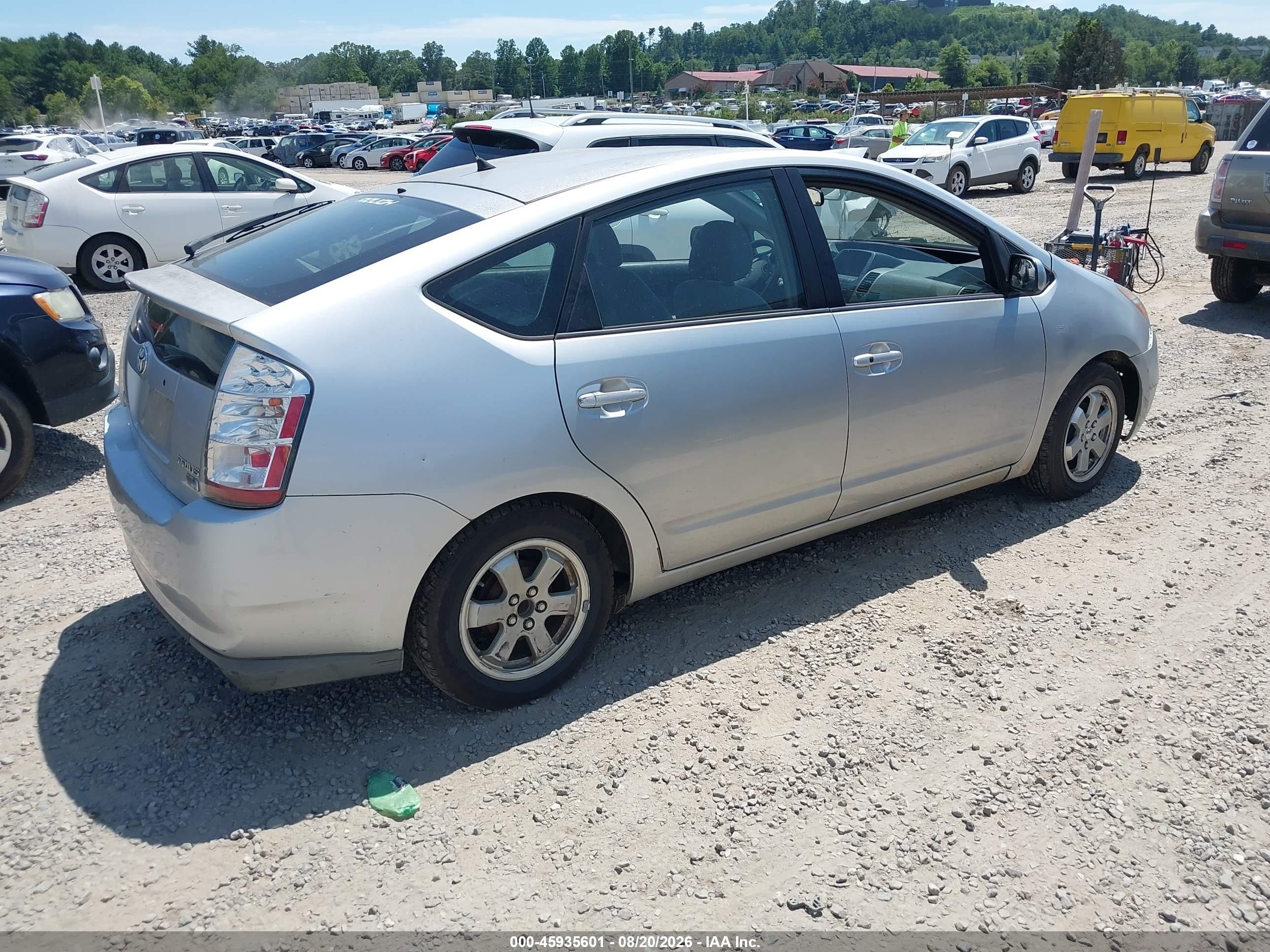2008 Toyota Prius   Silver vin: JTDKB20U783317284