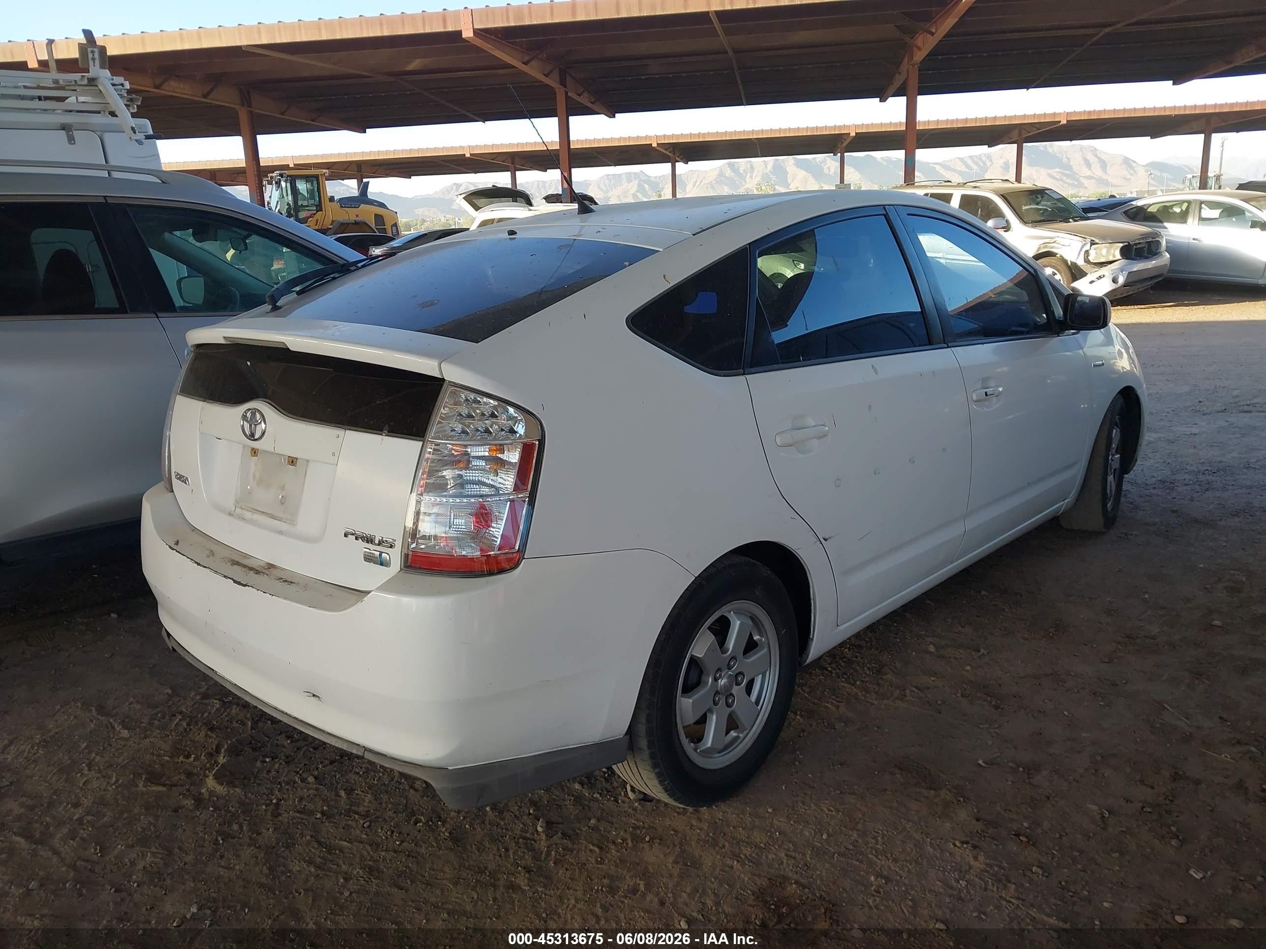 2008 Toyota Prius   White vin: JTDKB20U783377047