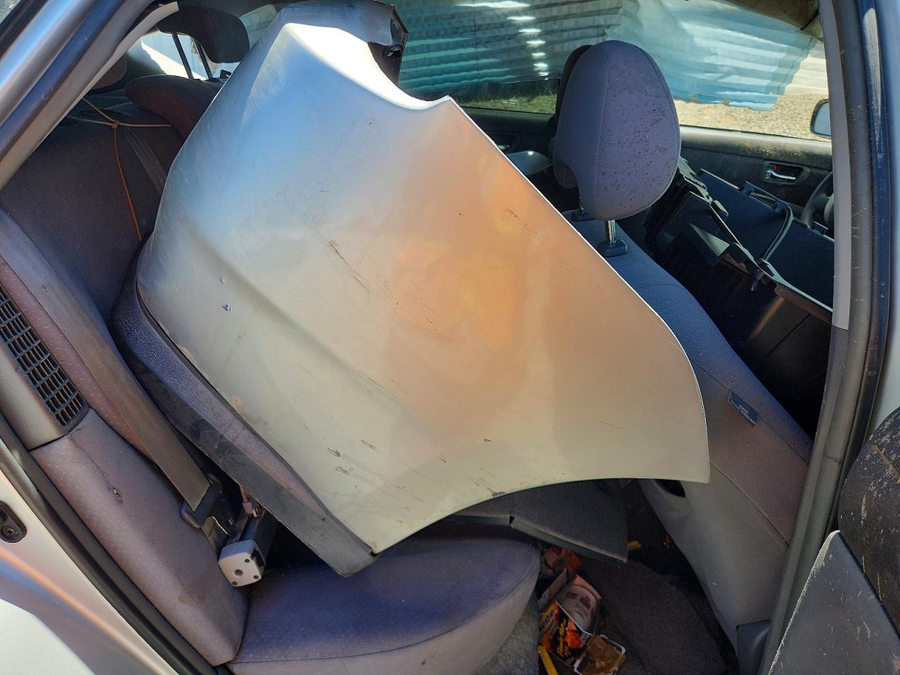 2008 Toyota Prius Base Серебряный vin: JTDKB20U783380725