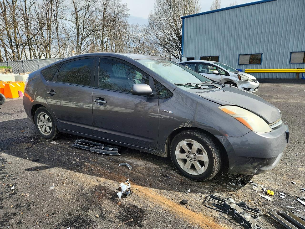 2008 Toyota Prius Base Серебряный vin: JTDKB20U783395449