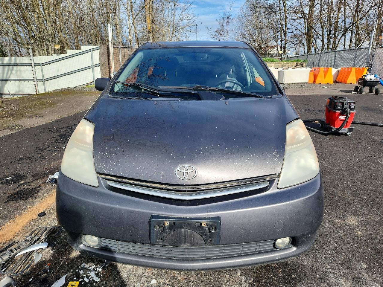 2008 Toyota Prius Base Серебряный vin: JTDKB20U783395449