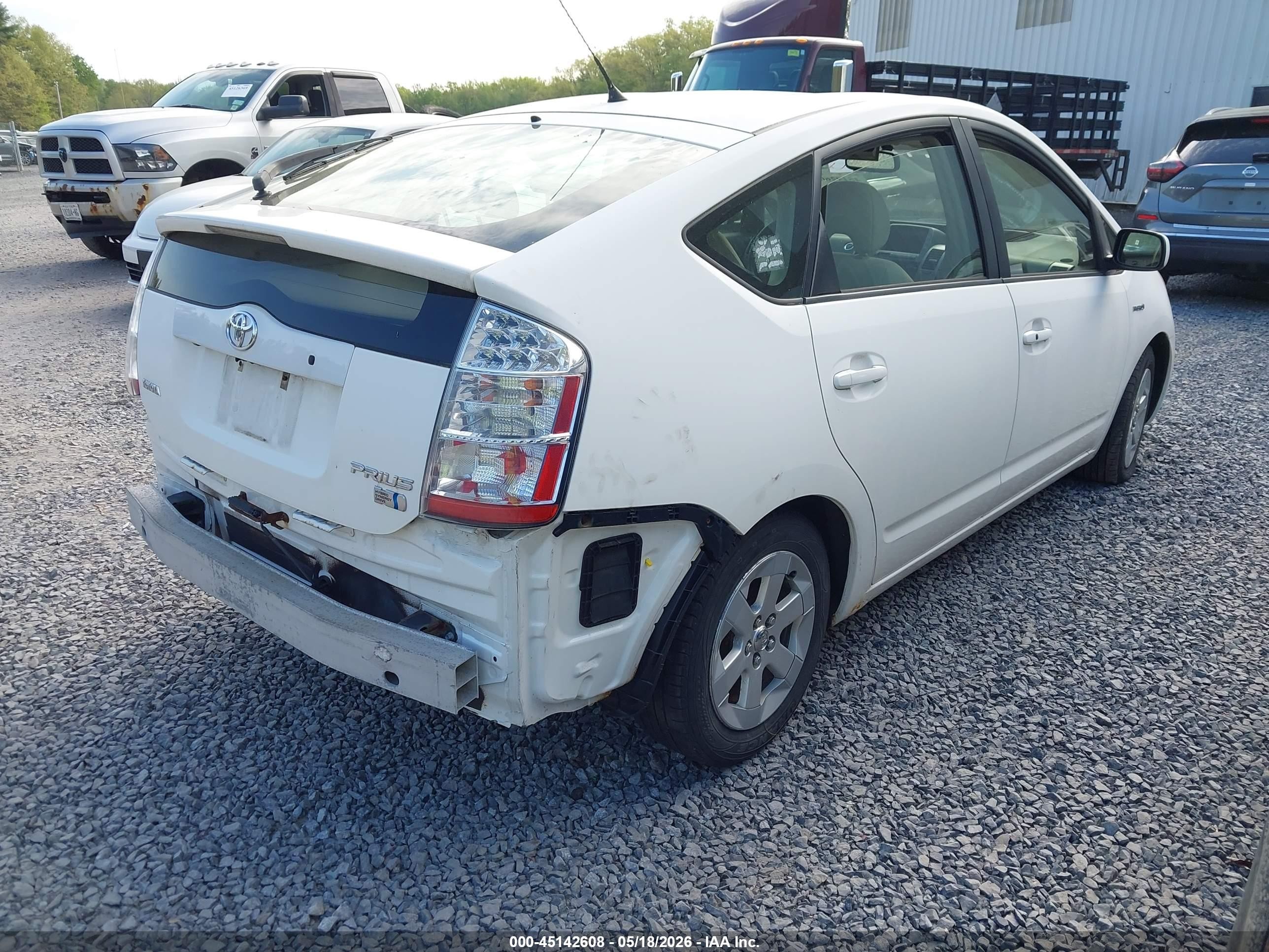 2008 Toyota Prius   White vin: JTDKB20U783398433