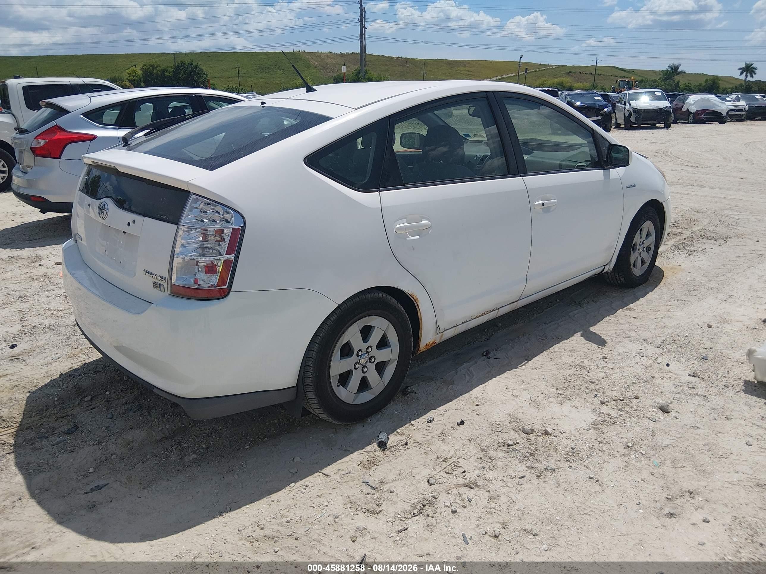2008 Toyota Prius   White vin: JTDKB20U783451356
