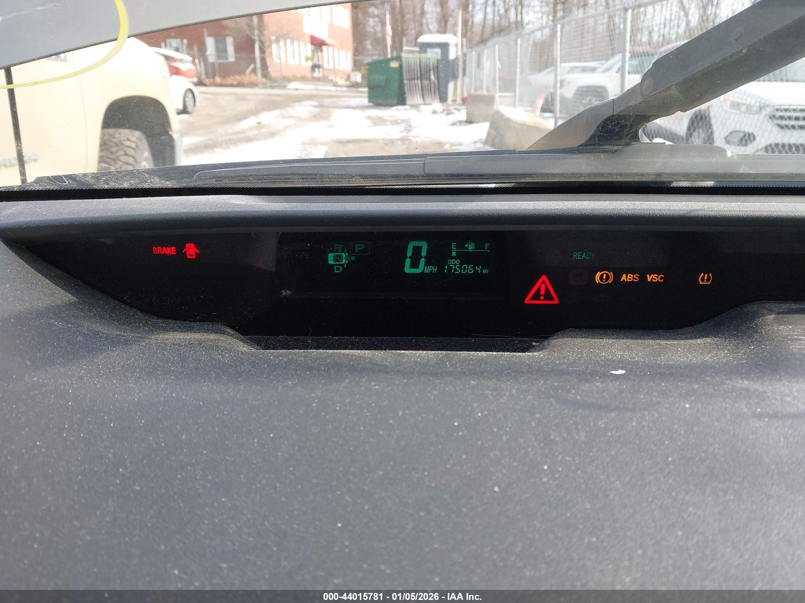 2008 Toyota Prius Gold vin: JTDKB20U787709917