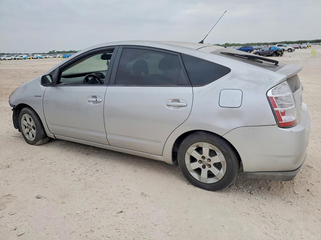 2008 Toyota Prius Base Silver vin: JTDKB20U787728547