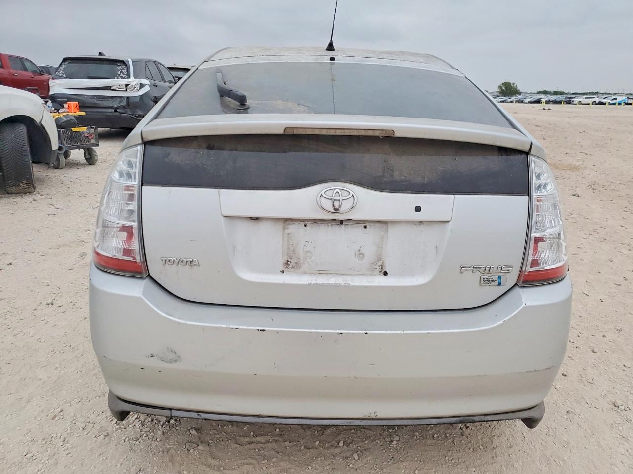 2008 Toyota Prius Base Silver vin: JTDKB20U787728547