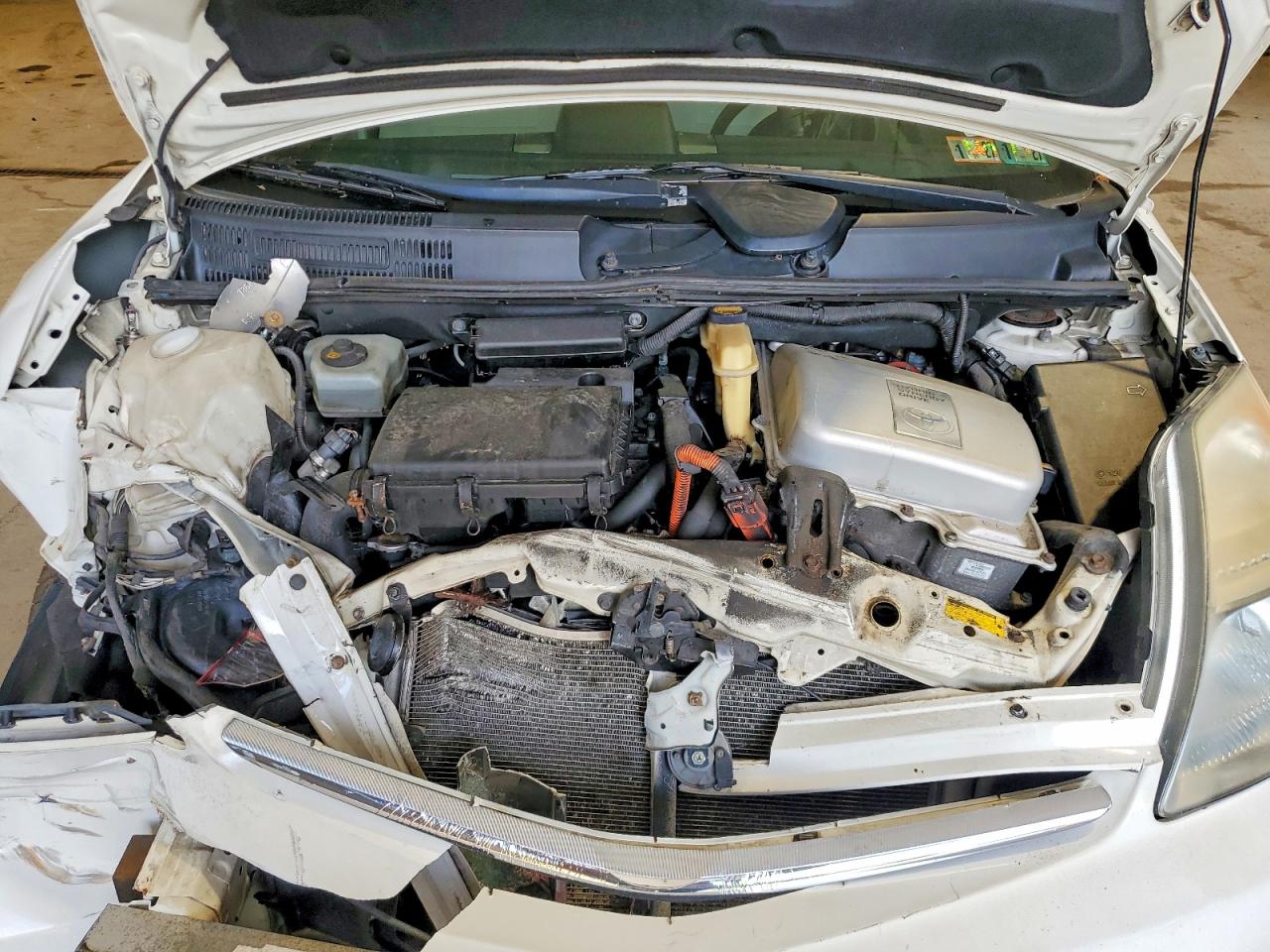 2008 Toyota Prius Base White vin: JTDKB20U787813498