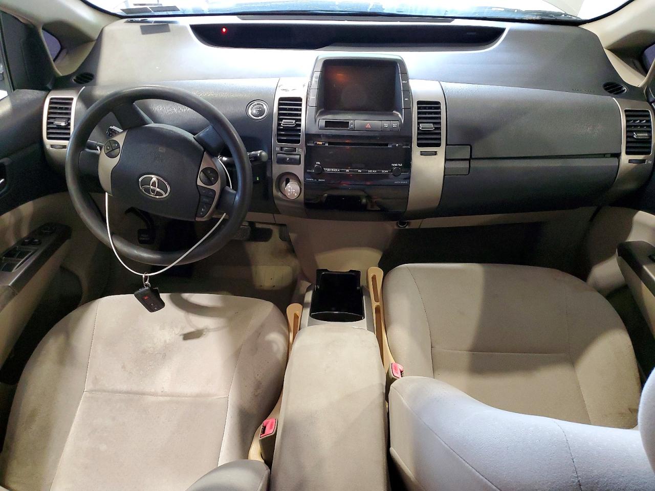 2008 Toyota Prius Base White vin: JTDKB20U787813498