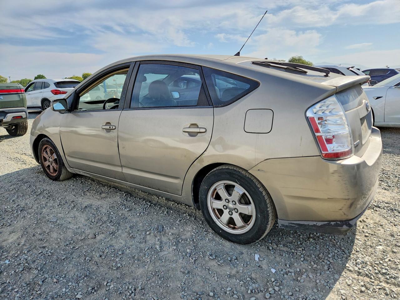 2009 Toyota Prius Base Gold vin: JTDKB20U793490725