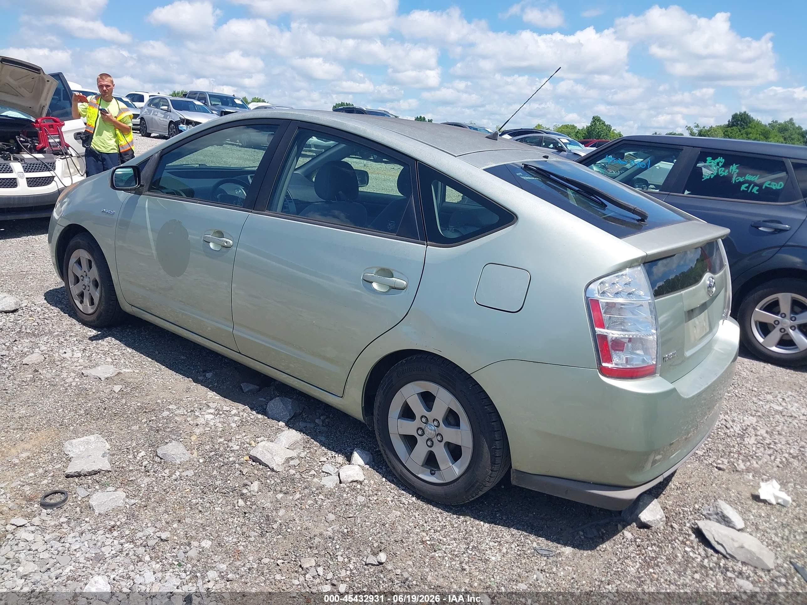 2009 Toyota Prius   Зеленый vin: JTDKB20U793520001