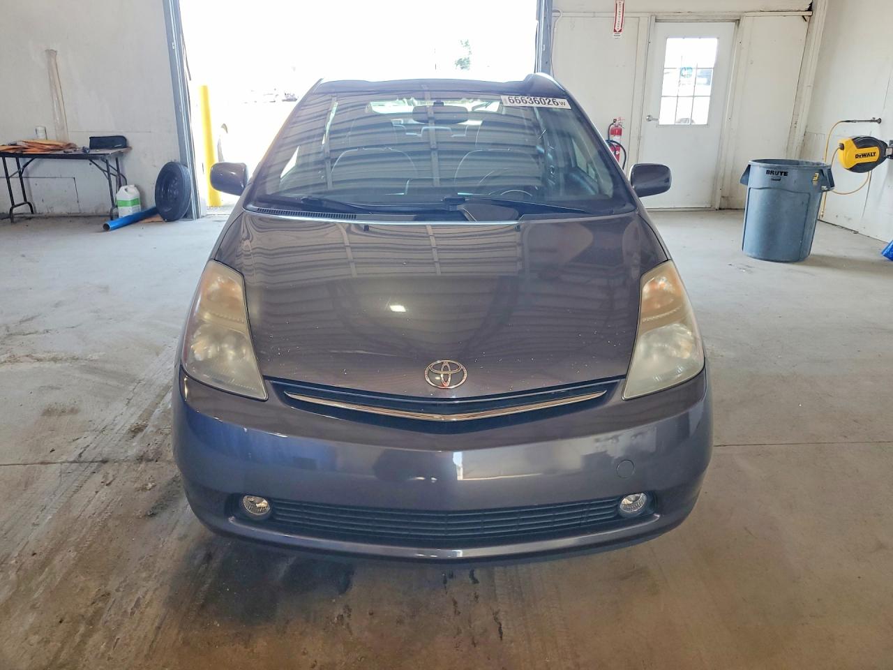 2009 Toyota Prius Base Gray vin: JTDKB20U793529538