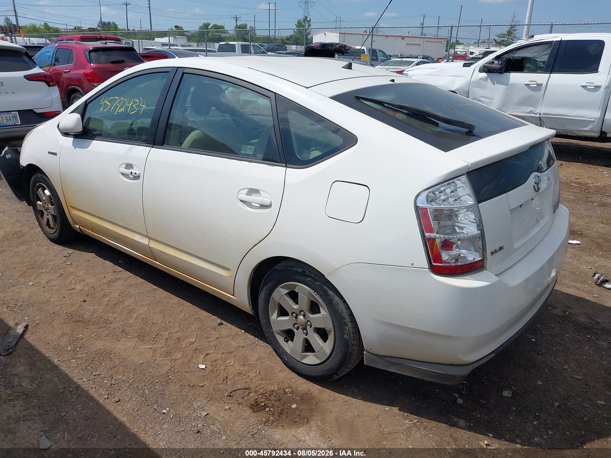 2009 Toyota Prius   White vin: JTDKB20U793535713