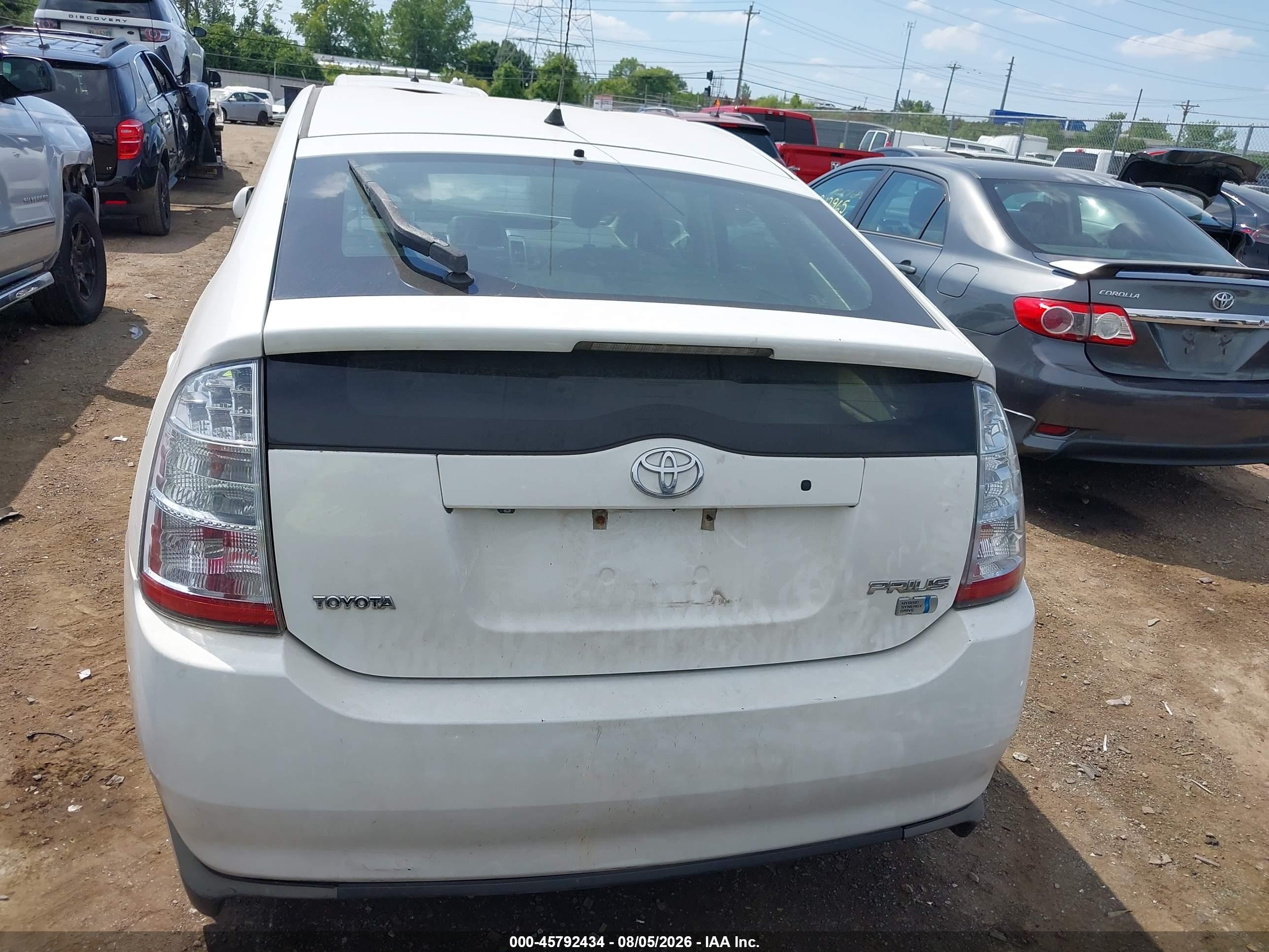 2009 Toyota Prius   White vin: JTDKB20U793535713