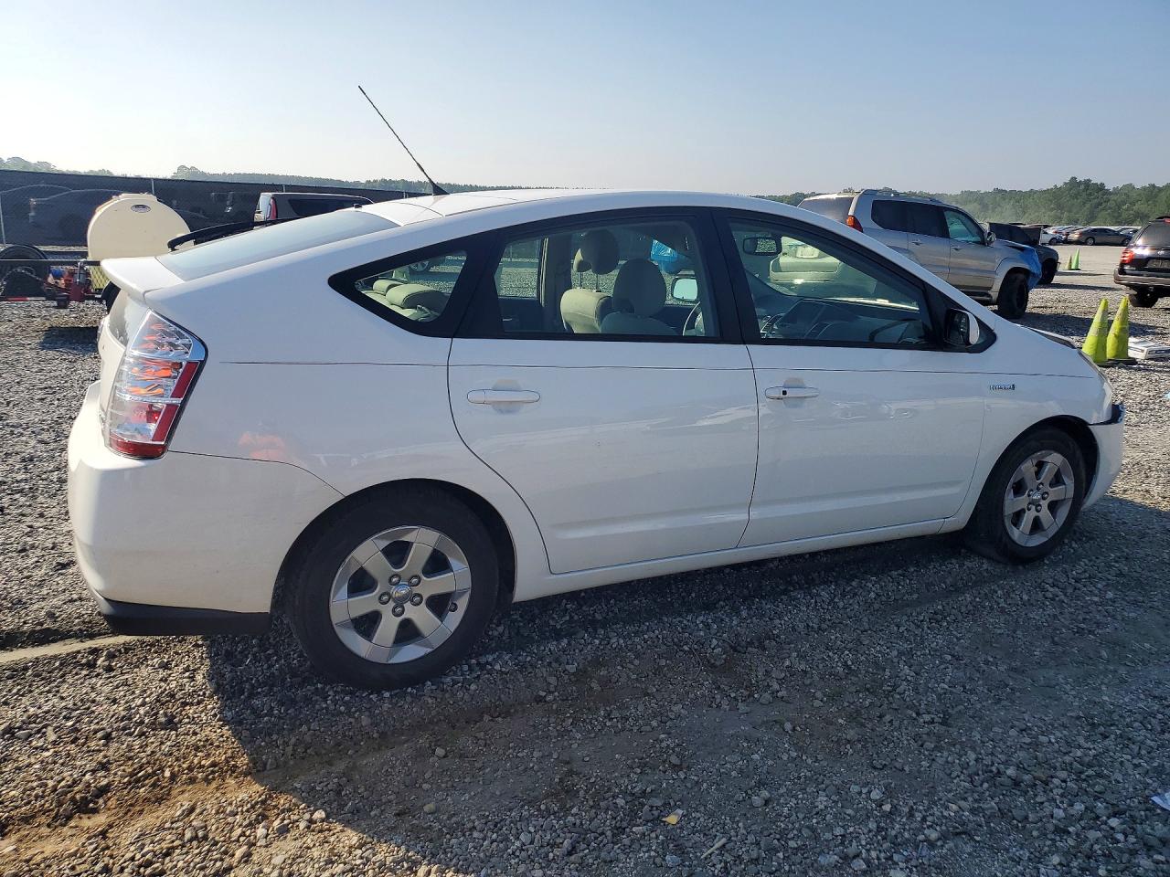 2009 Toyota Prius Base White vin: JTDKB20U797846549