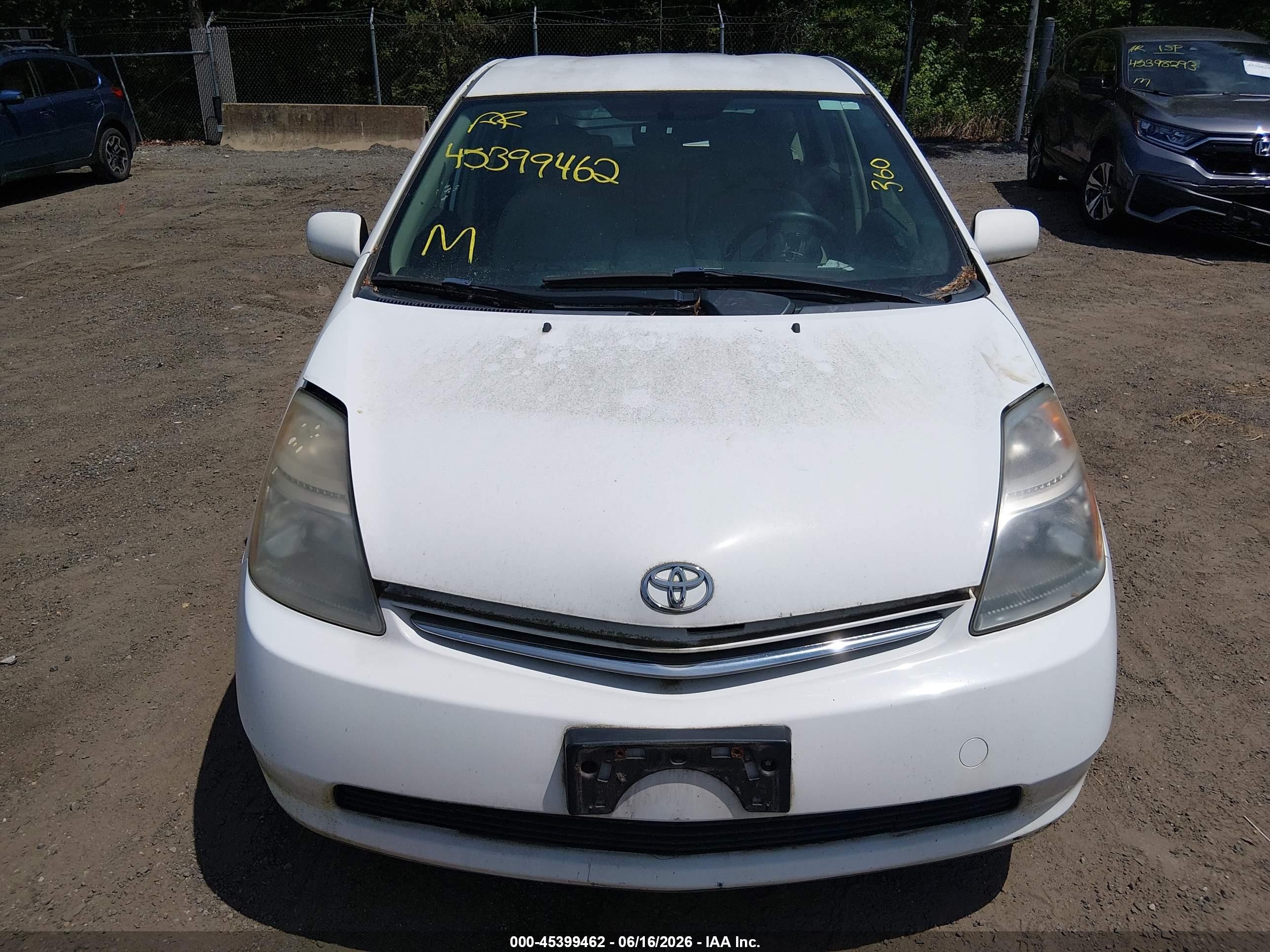 2009 Toyota Prius   White vin: JTDKB20U797858765