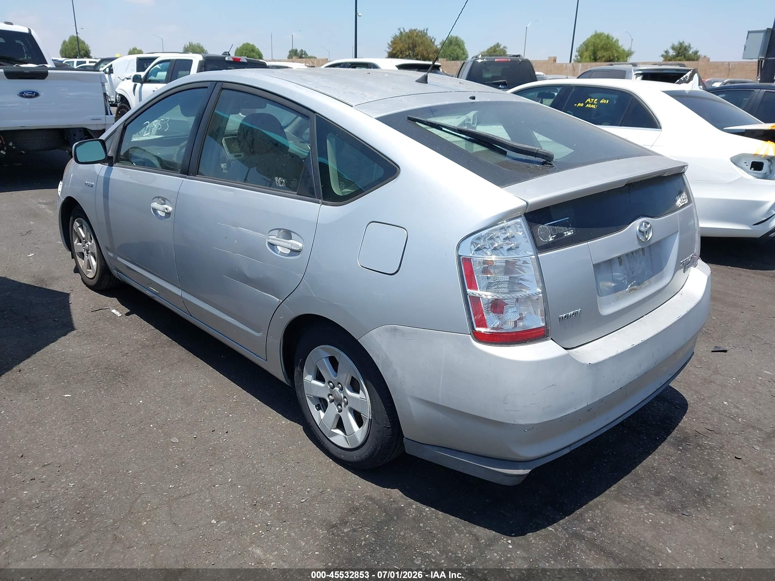 2009 Toyota Prius   Silver vin: JTDKB20U797884105