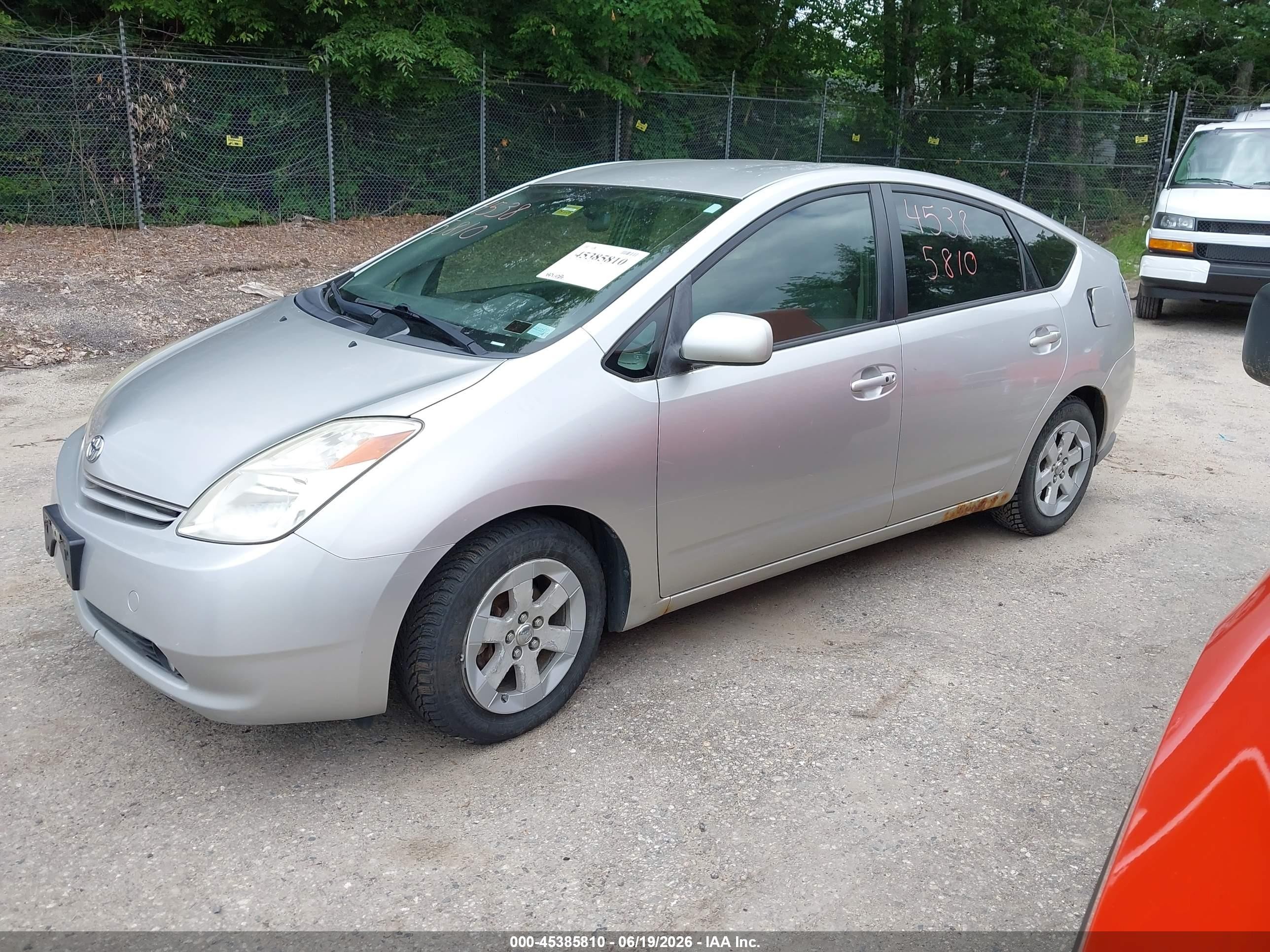 2004 Toyota Prius   Silver vin: JTDKB20U840060809