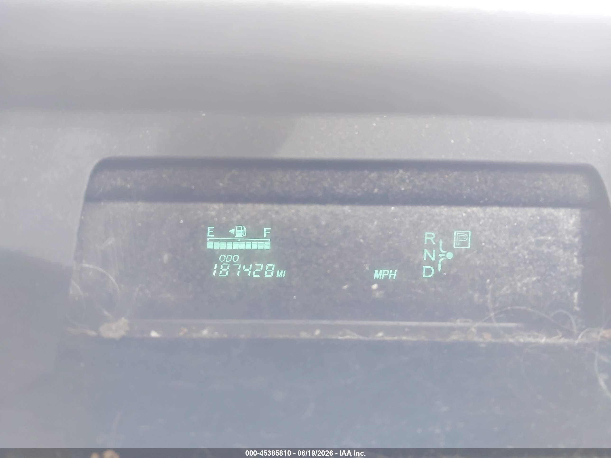 2004 Toyota Prius   Silver vin: JTDKB20U840060809