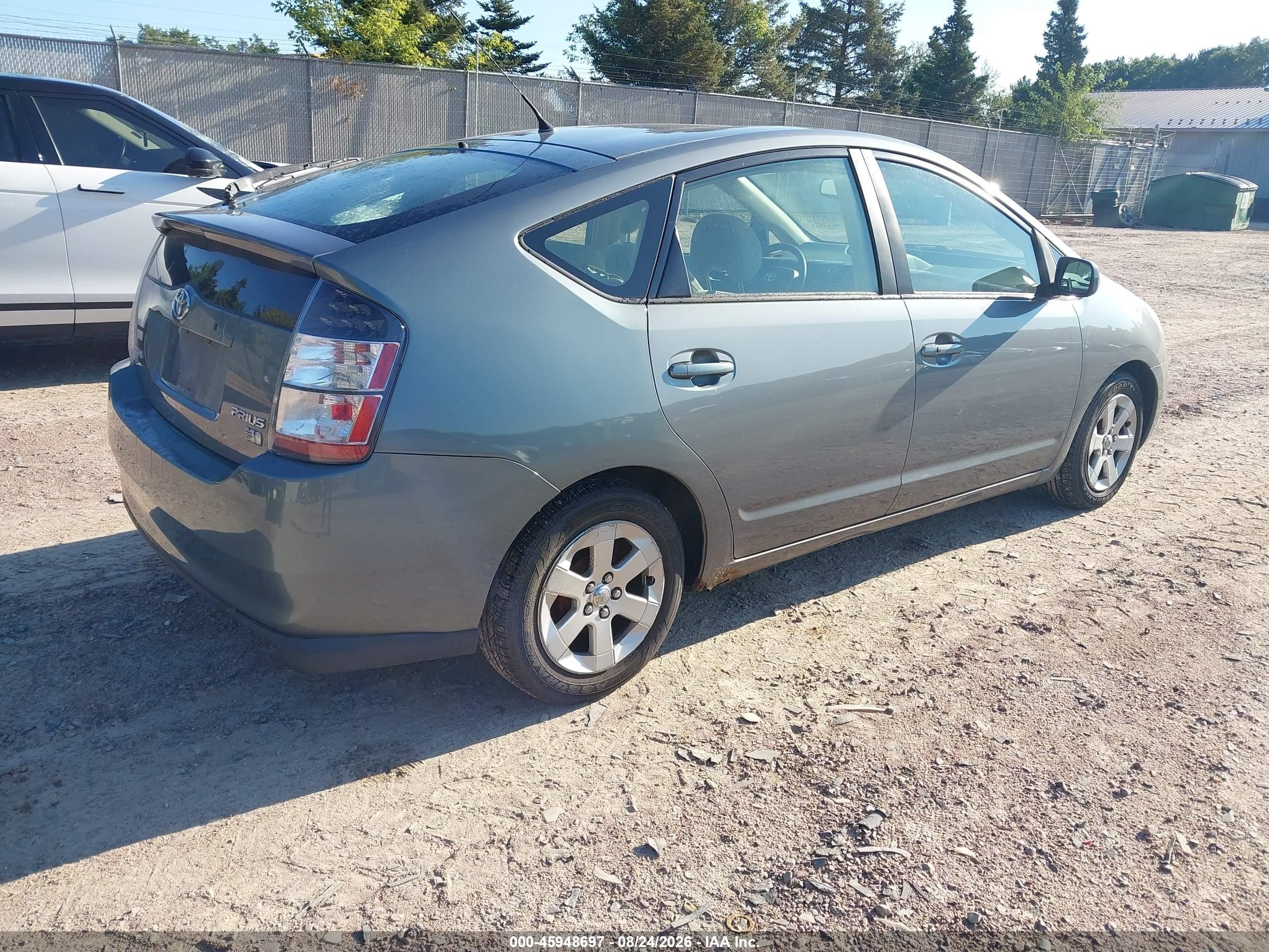 2004 Toyota Prius   Gray vin: JTDKB20U840106705