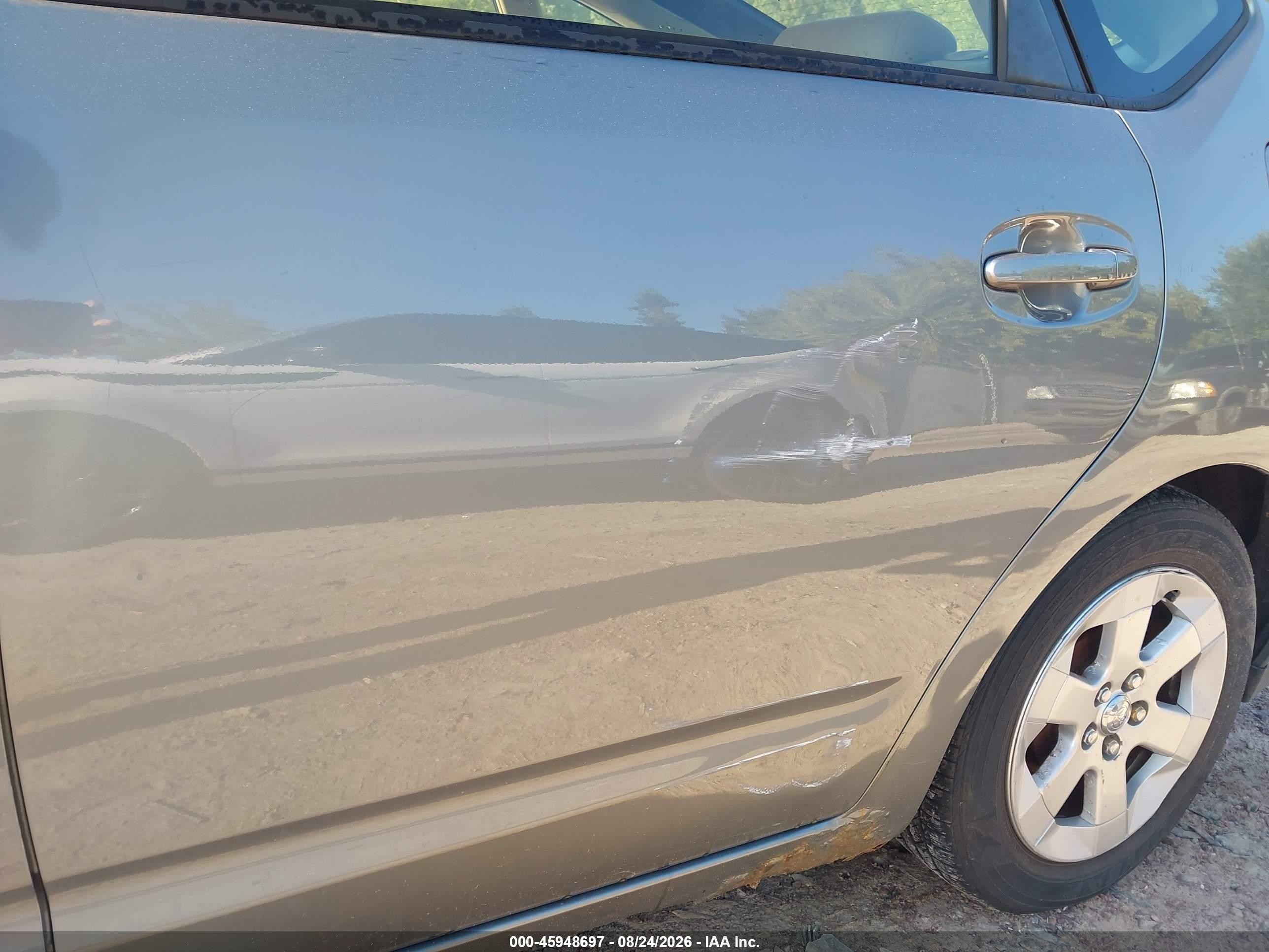 2004 Toyota Prius   Gray vin: JTDKB20U840106705