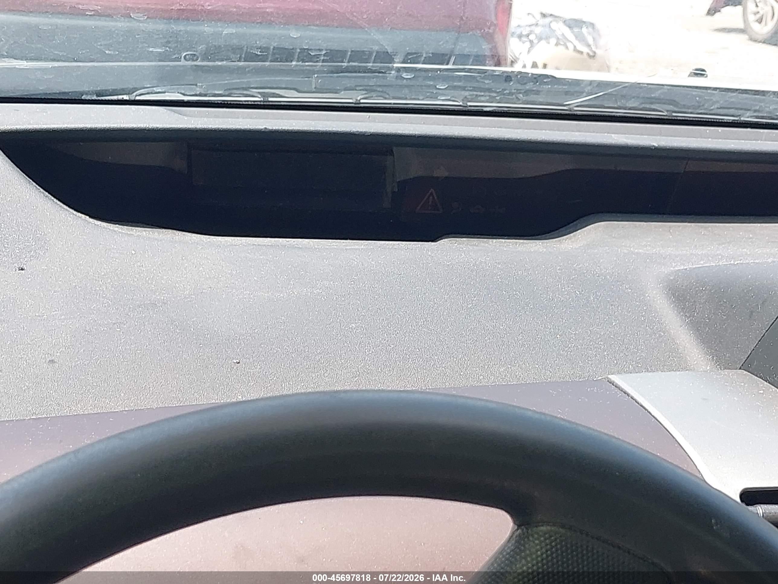 2005 Toyota Prius   Silver vin: JTDKB20U850121156