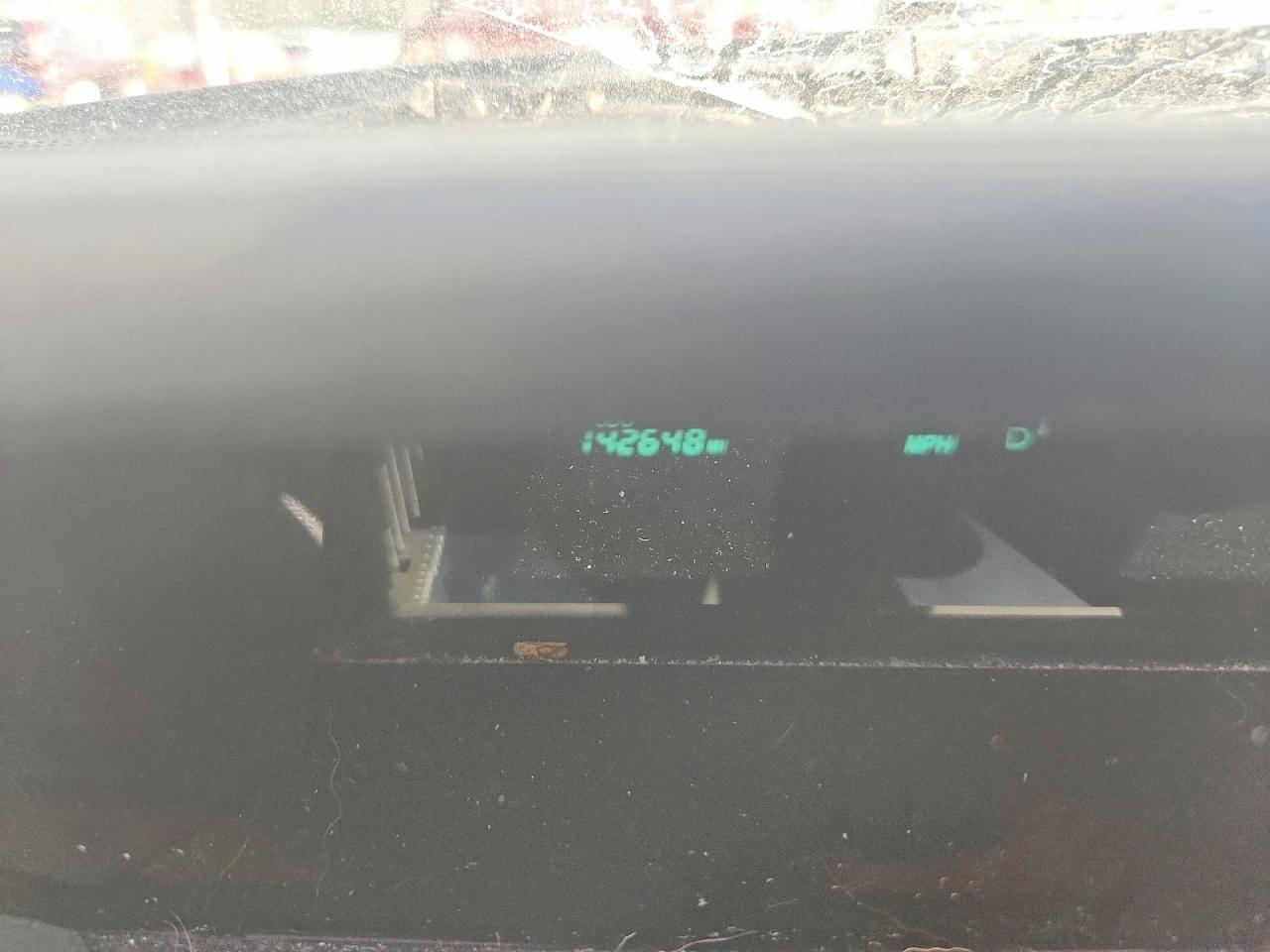 2005 Toyota Prius Base White vin: JTDKB20U853008788