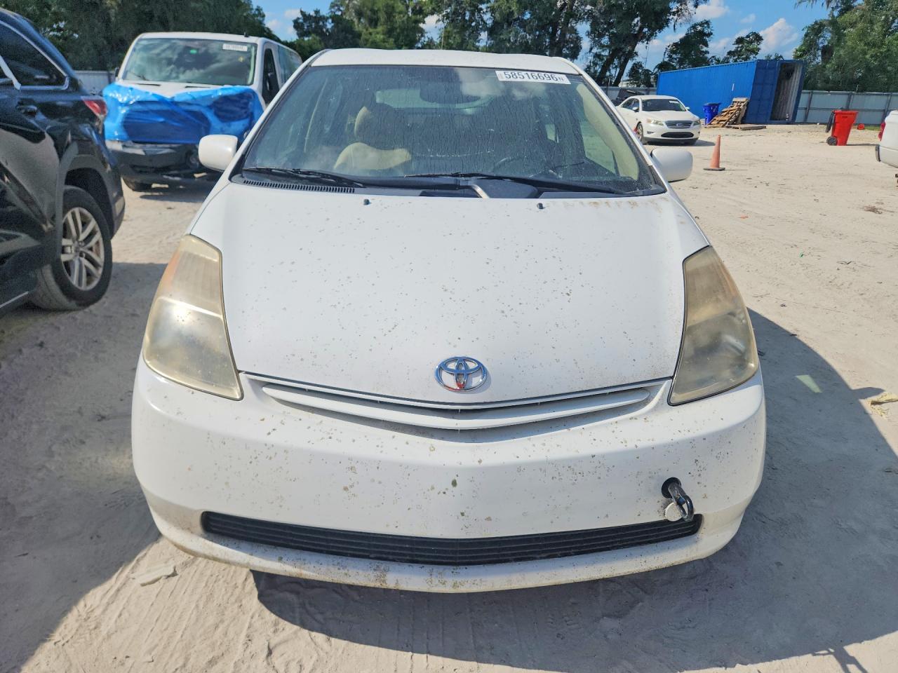 2005 Toyota Prius Base White vin: JTDKB20U853008788