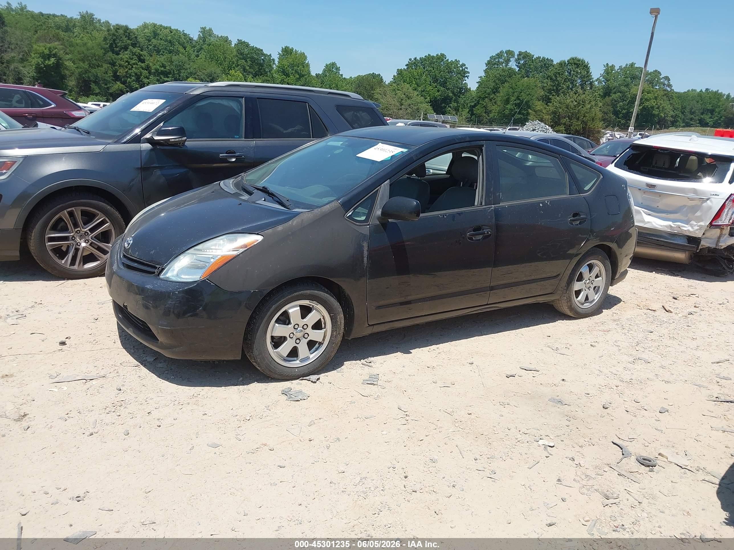 2005 Toyota Prius   Black vin: JTDKB20U853009150
